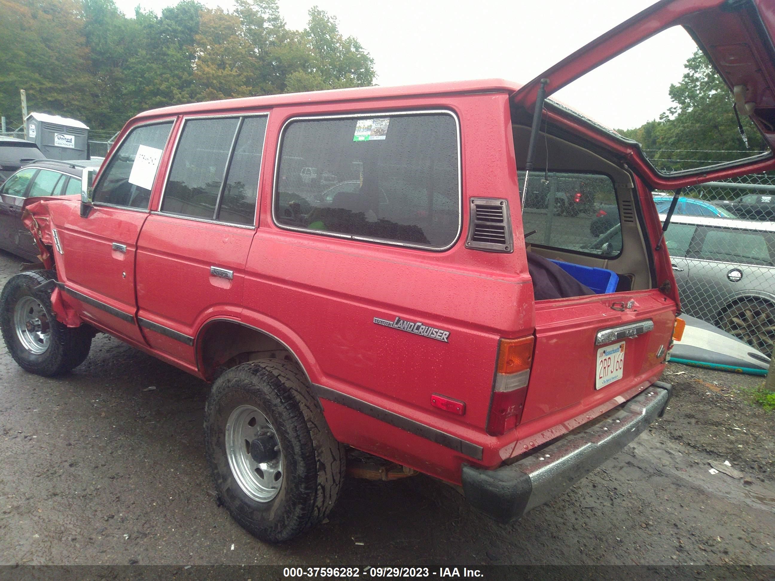 Photo 2 VIN: JT3FJ62G3J0077715 - TOYOTA LAND CRUISER 