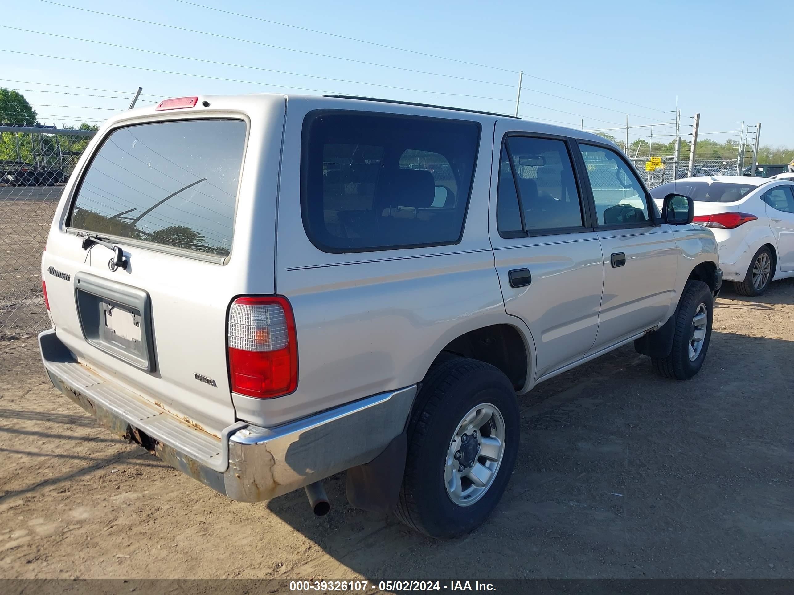 Photo 3 VIN: JT3GM84R2Y0063580 - TOYOTA 4RUNNER 