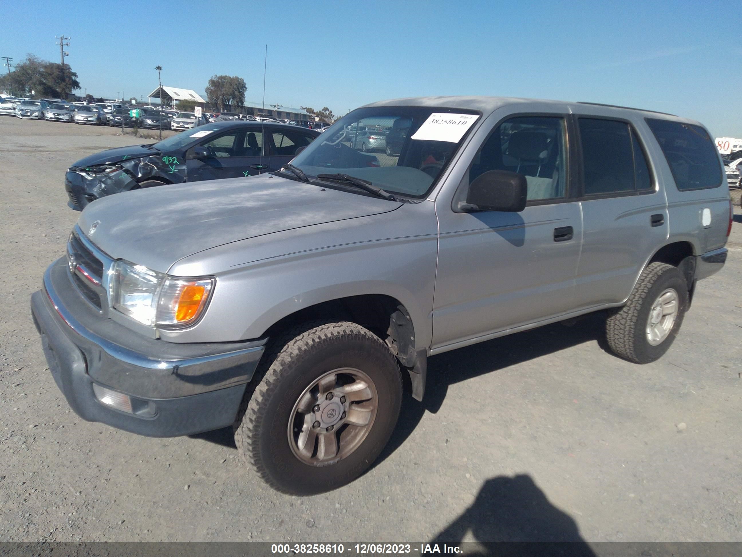 Photo 1 VIN: JT3GM84R7Y0063381 - TOYOTA 4RUNNER 