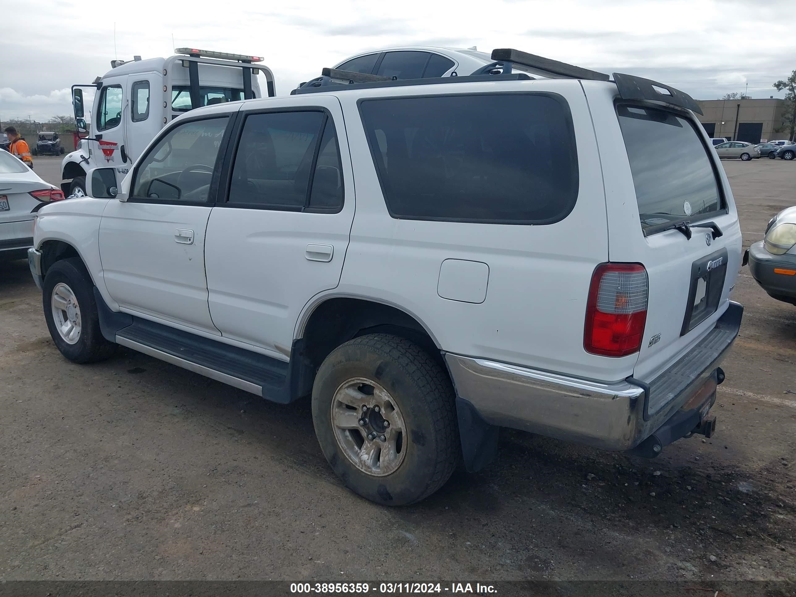 Photo 2 VIN: JT3GN86R0V0028347 - TOYOTA 4RUNNER 