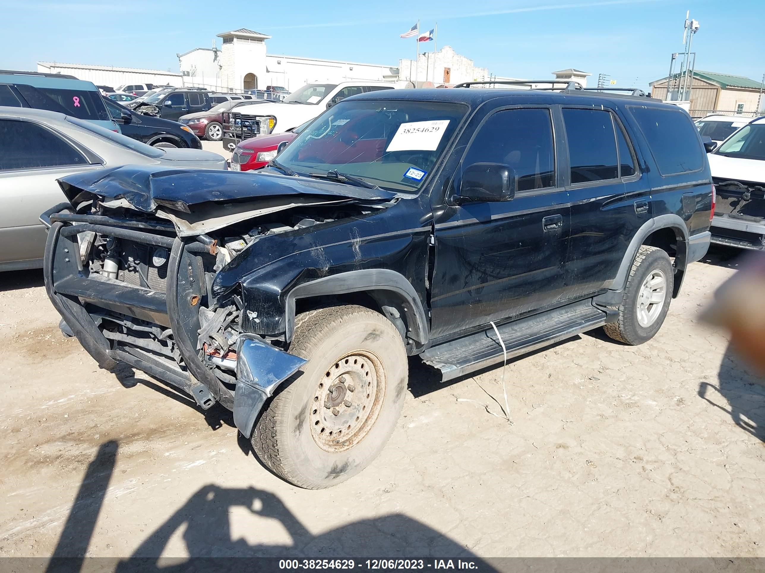 Photo 2 VIN: JT3GN86R1V0047568 - TOYOTA 4RUNNER 