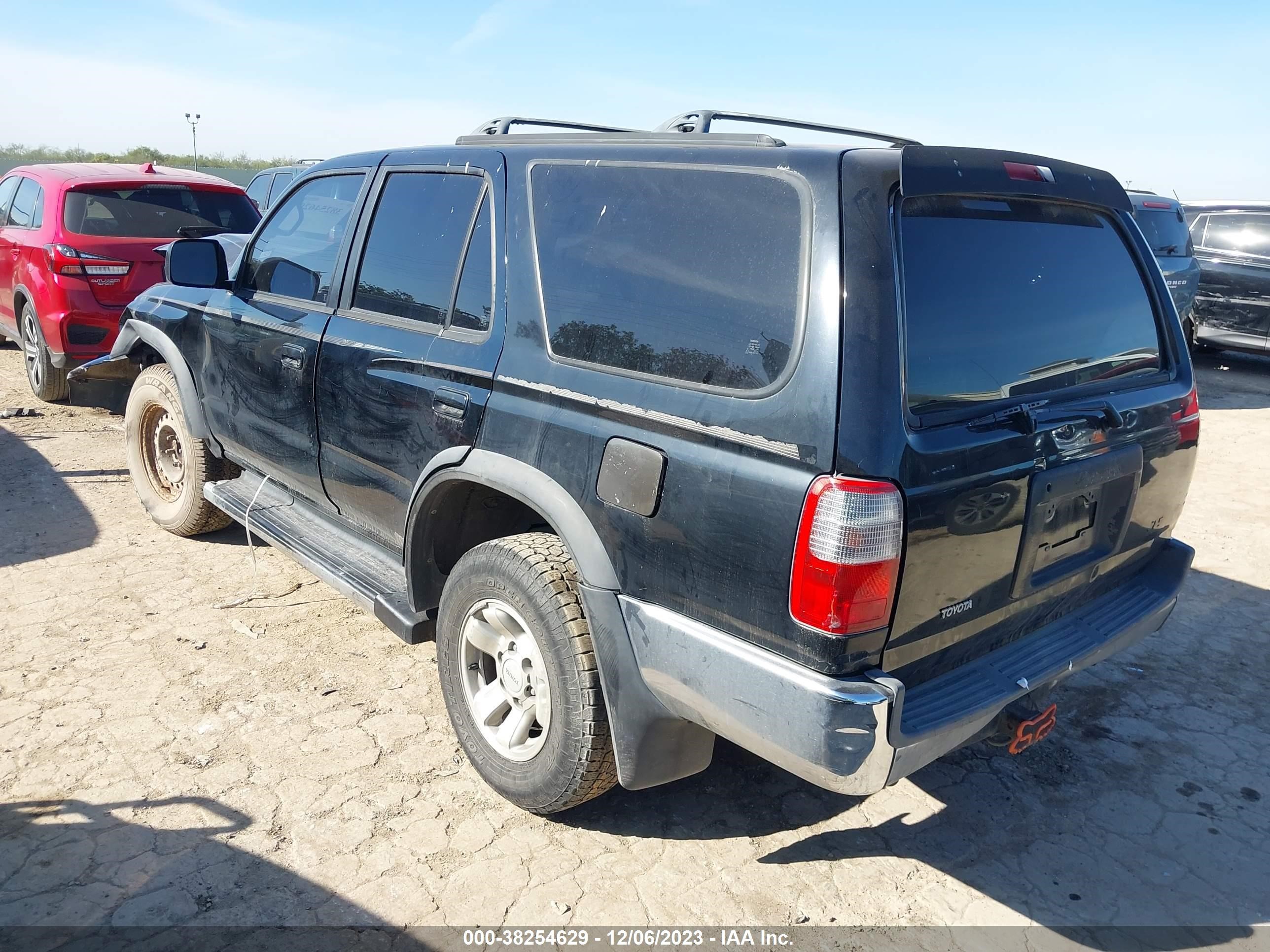 Photo 3 VIN: JT3GN86R1V0047568 - TOYOTA 4RUNNER 