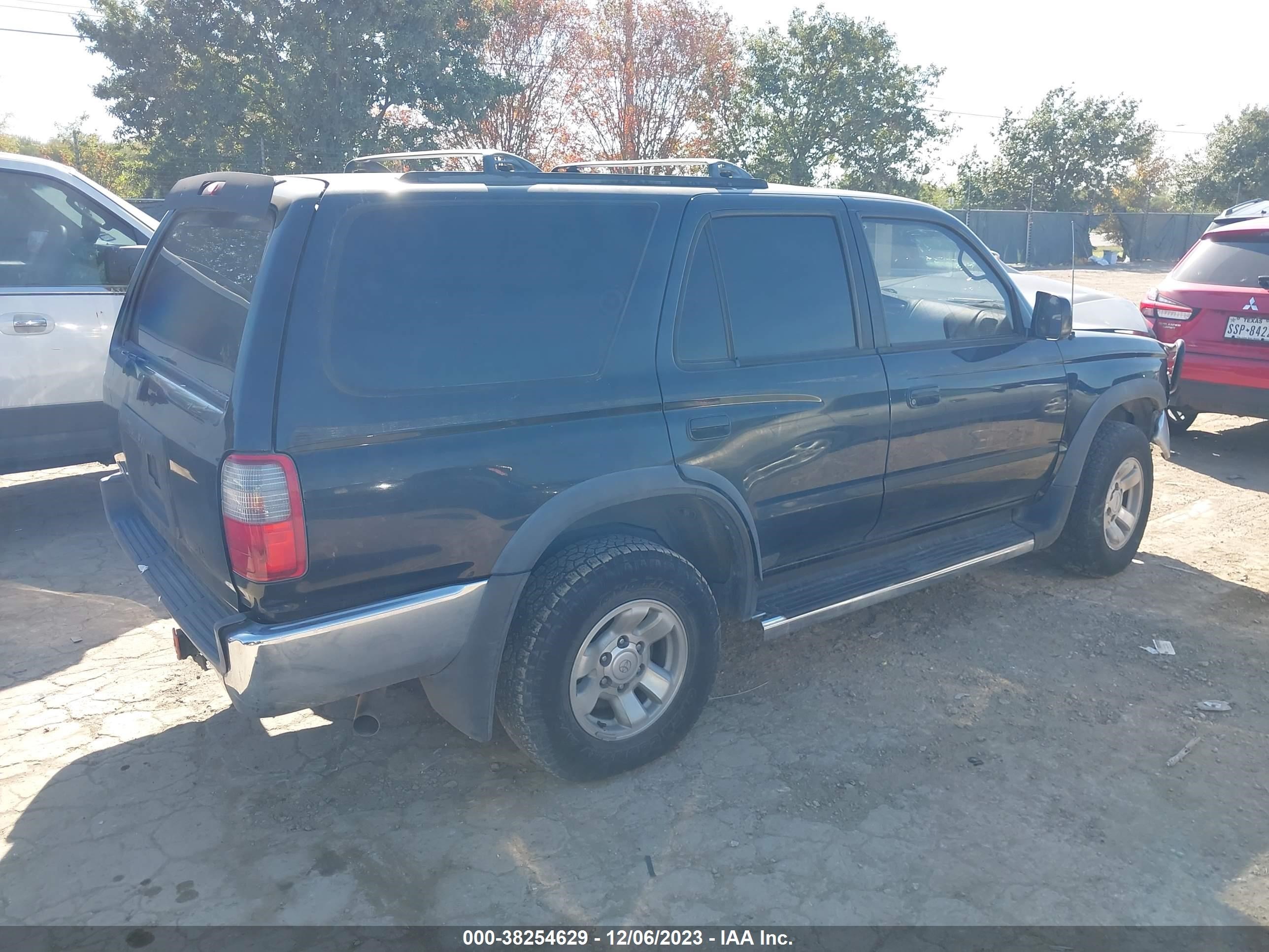 Photo 4 VIN: JT3GN86R1V0047568 - TOYOTA 4RUNNER 