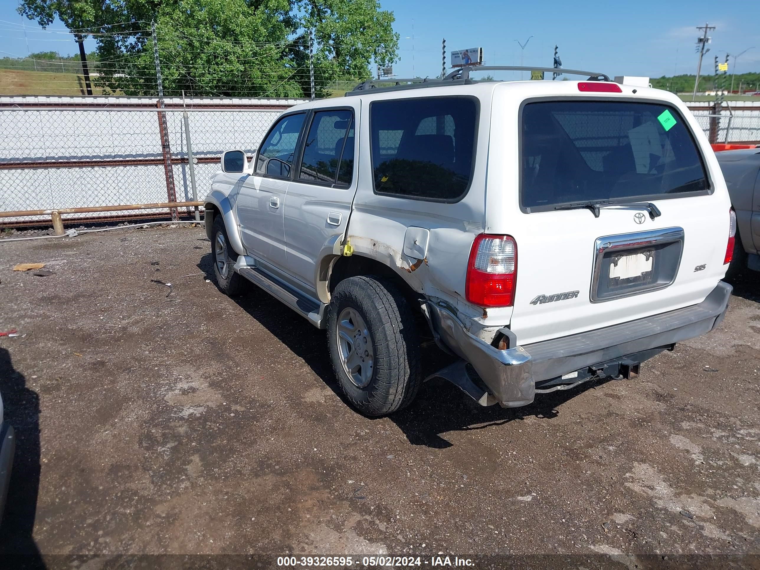 Photo 2 VIN: JT3GN86R220246690 - TOYOTA 4RUNNER 