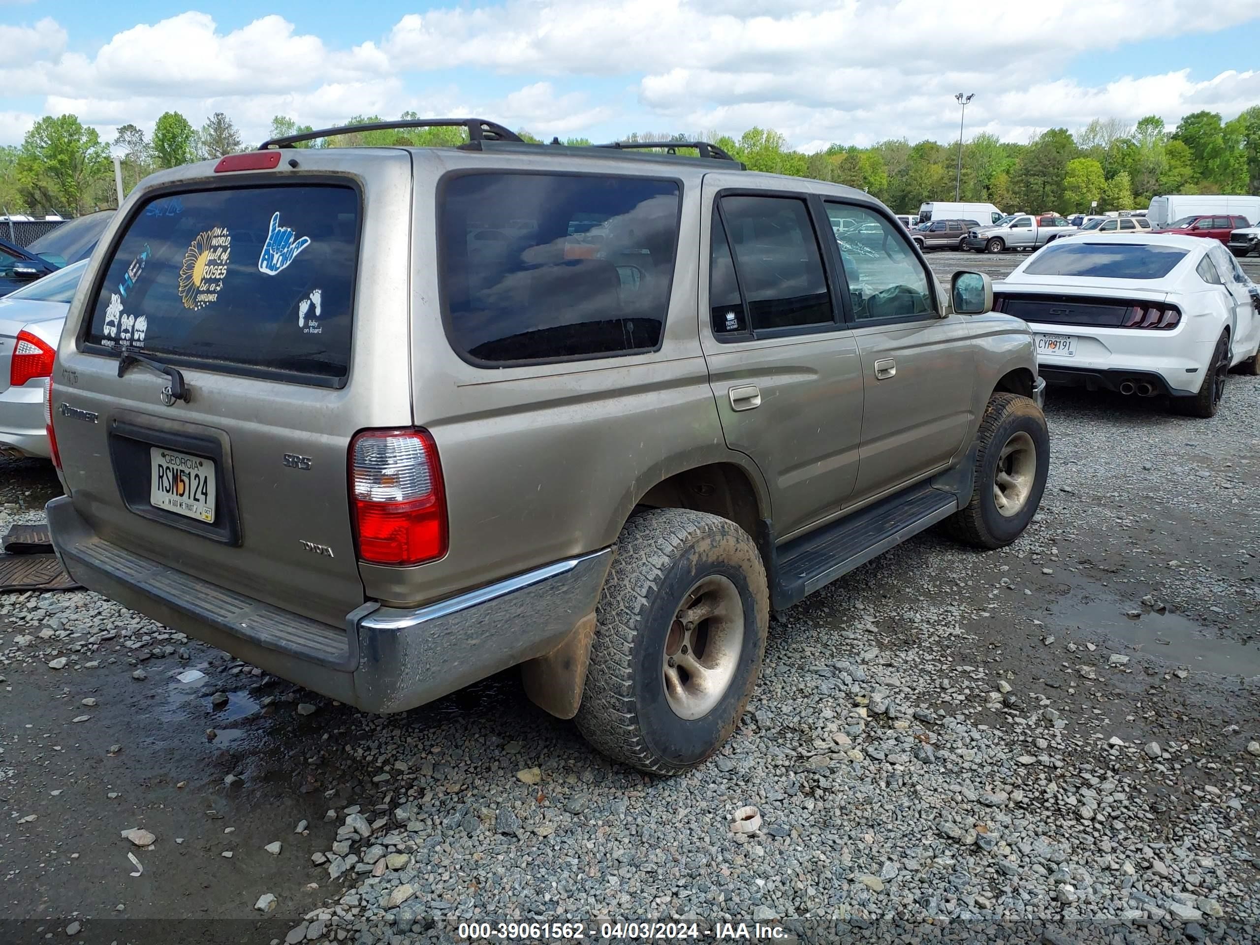 Photo 3 VIN: JT3GN86R310184781 - TOYOTA 4RUNNER 