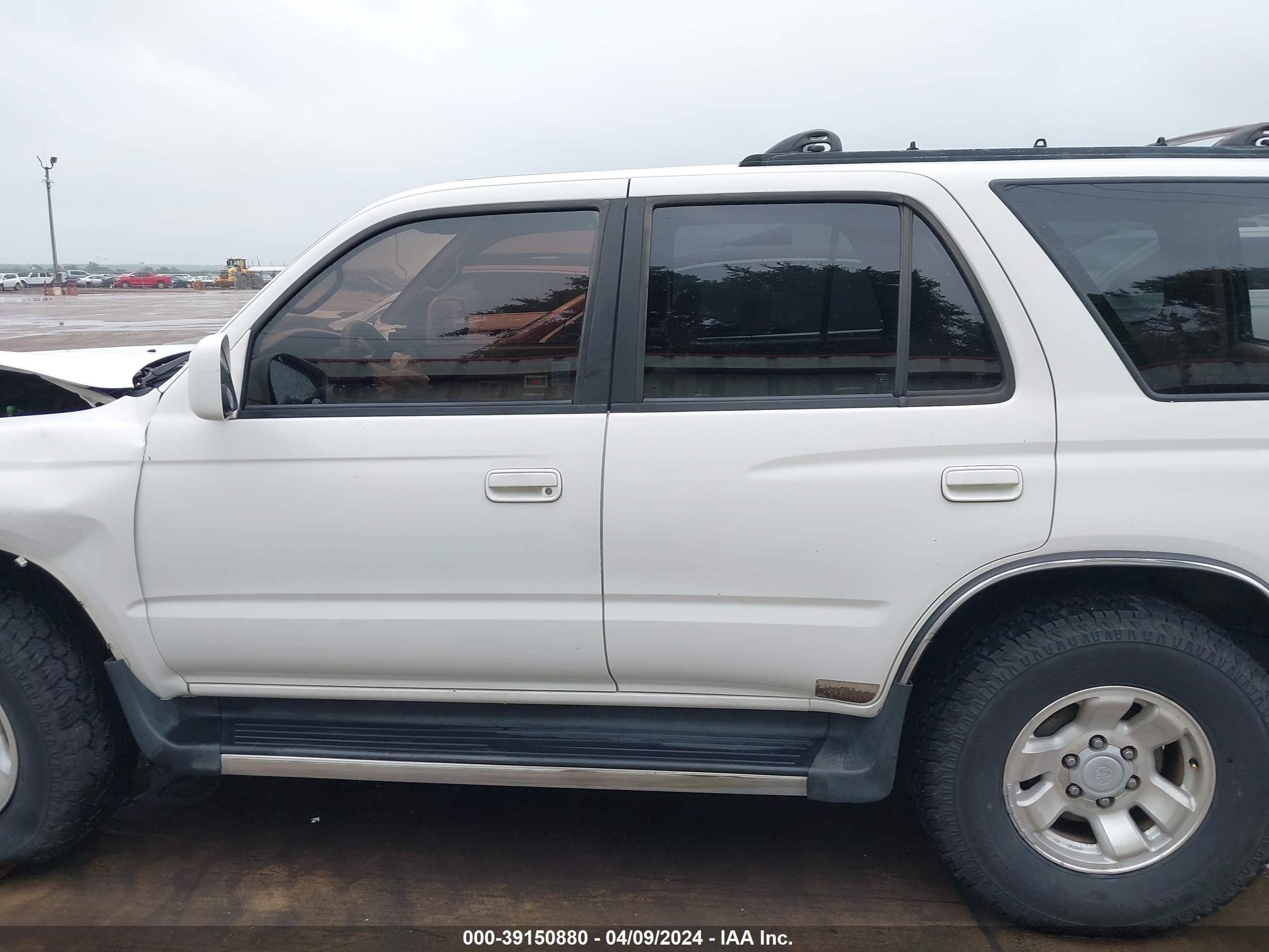 Photo 13 VIN: JT3GN86R3Y0148714 - TOYOTA 4RUNNER 