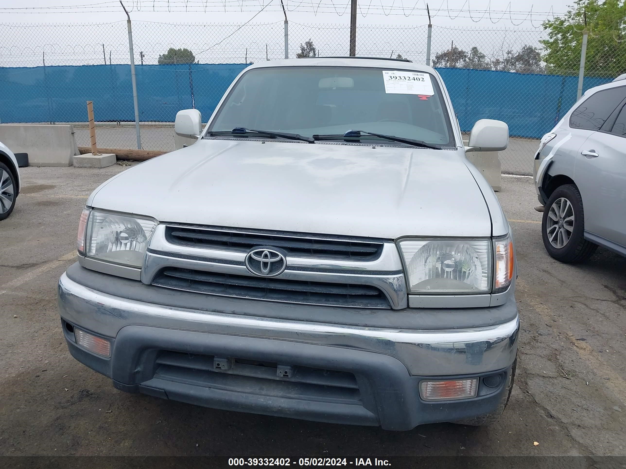 Photo 11 VIN: JT3GN86R420233066 - TOYOTA 4RUNNER 