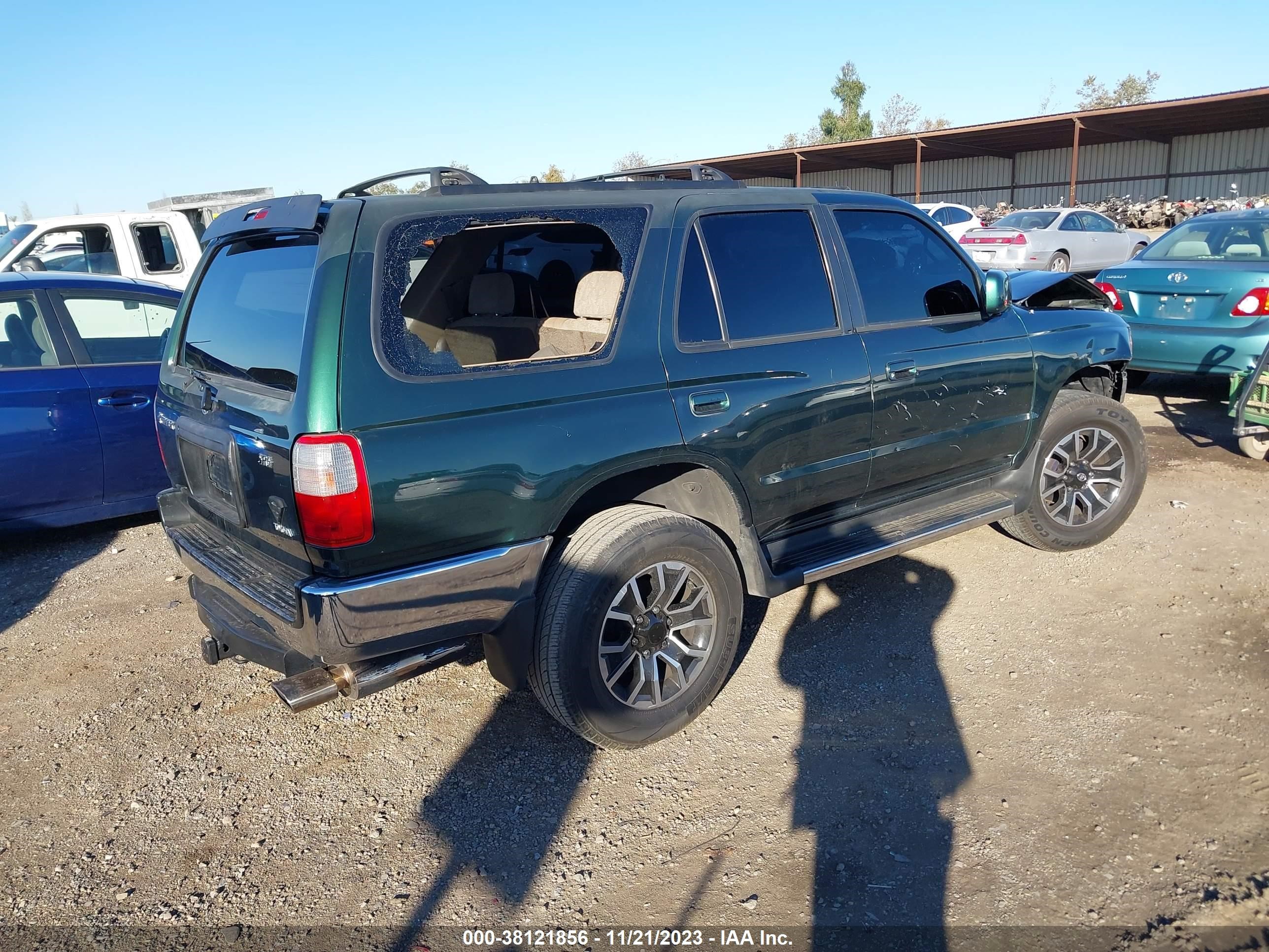 Photo 3 VIN: JT3GN86R6X0117570 - TOYOTA 4RUNNER 