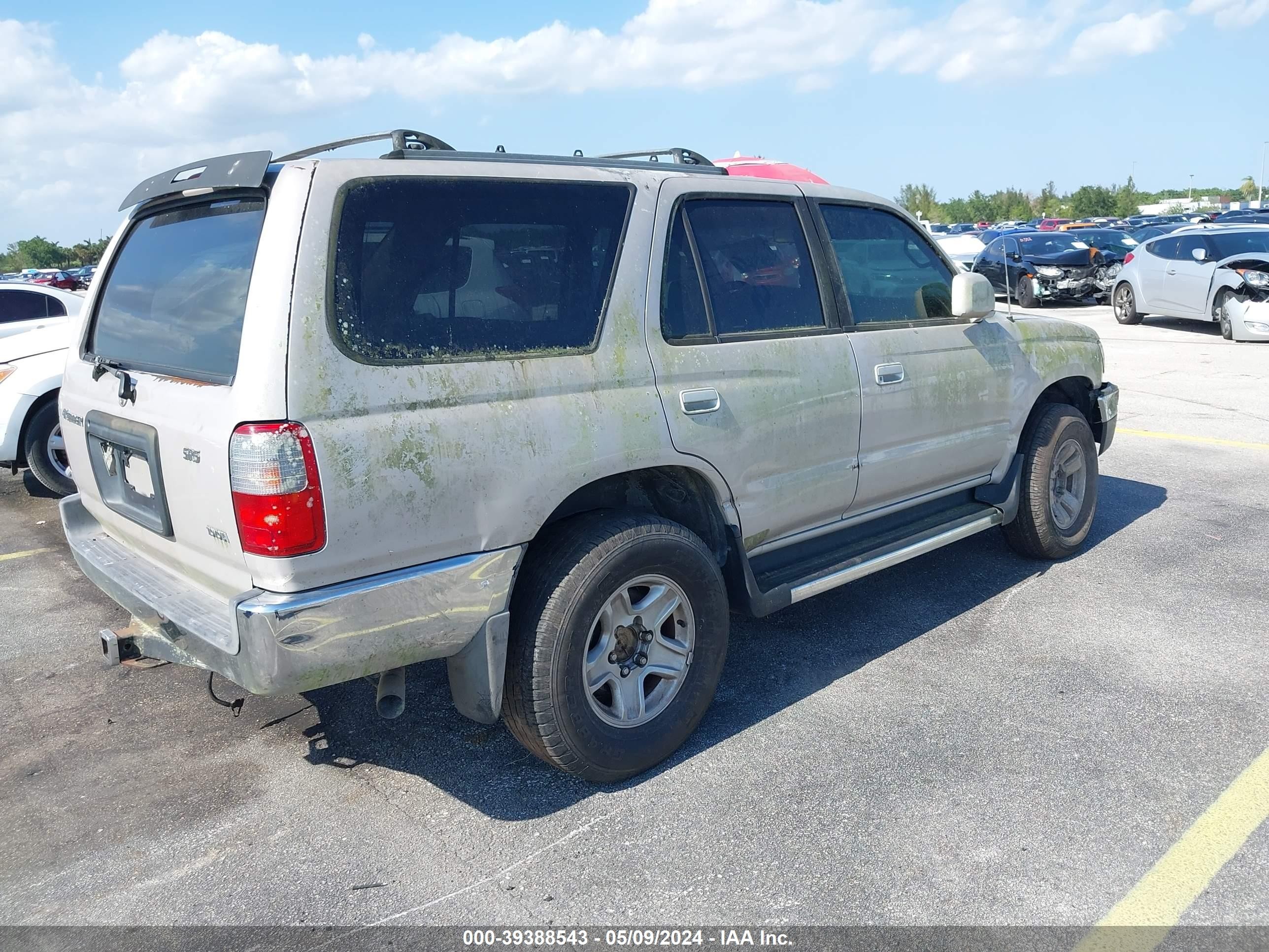 Photo 3 VIN: JT3GN86R6Y0139134 - TOYOTA 4RUNNER 