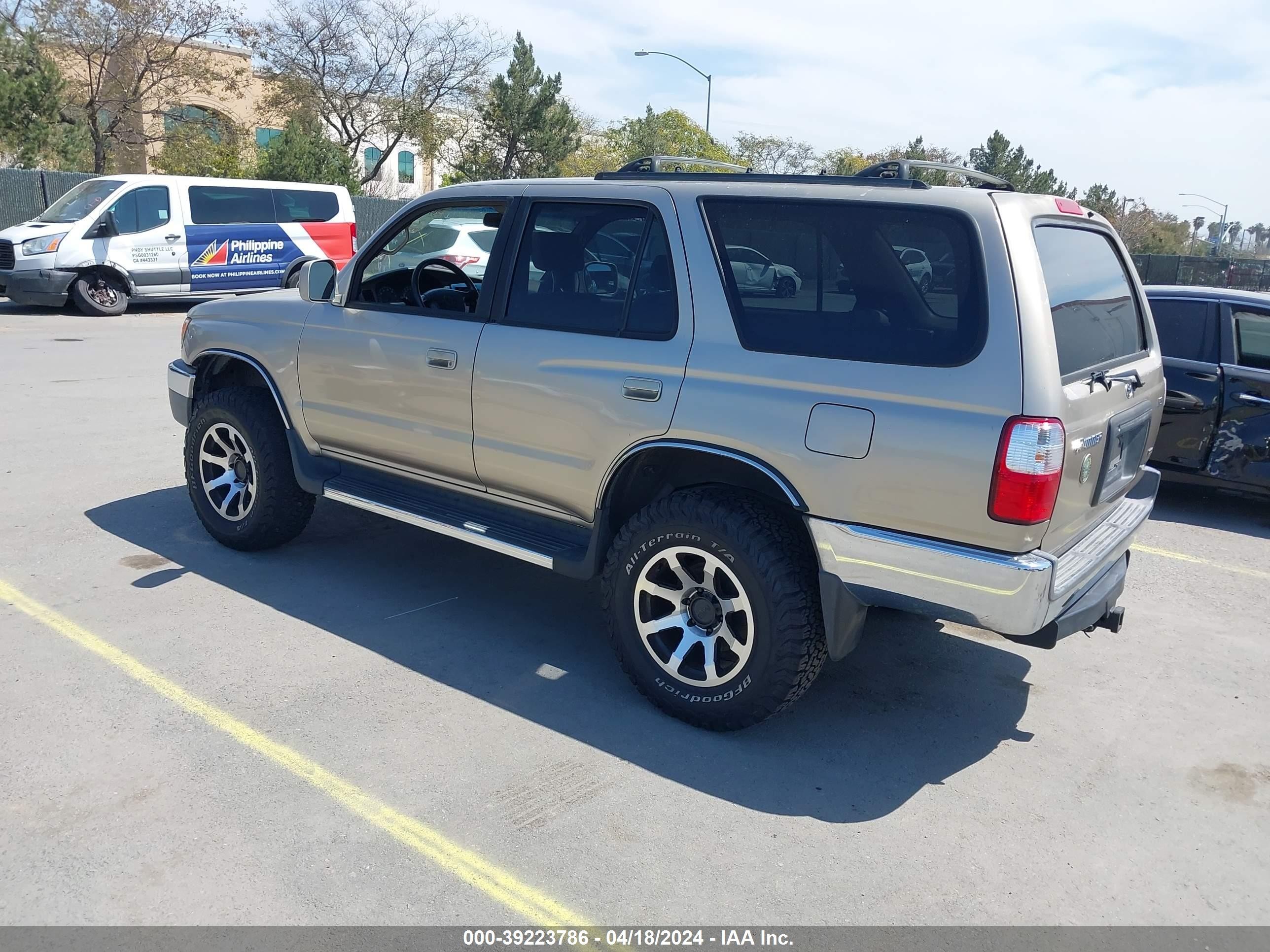 Photo 2 VIN: JT3GN86R710215076 - TOYOTA 4RUNNER 