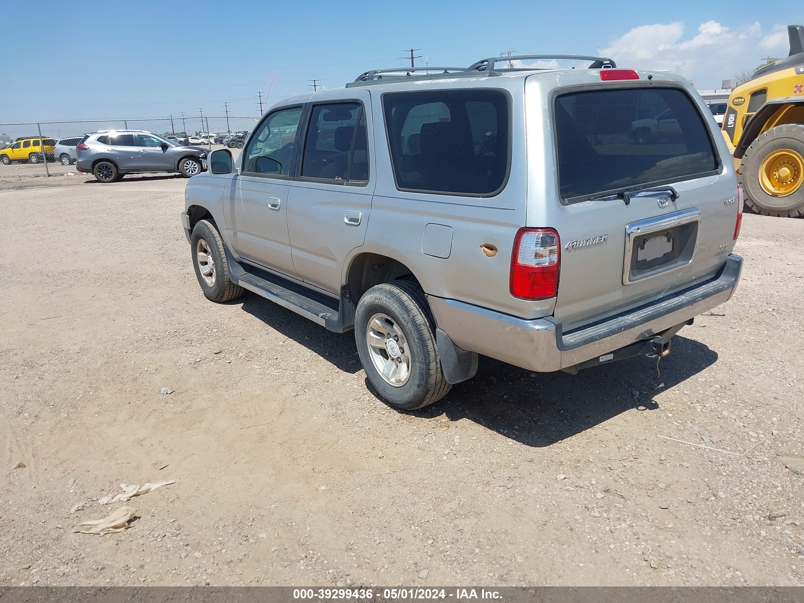 Photo 2 VIN: JT3GN86R720256700 - TOYOTA 4RUNNER 