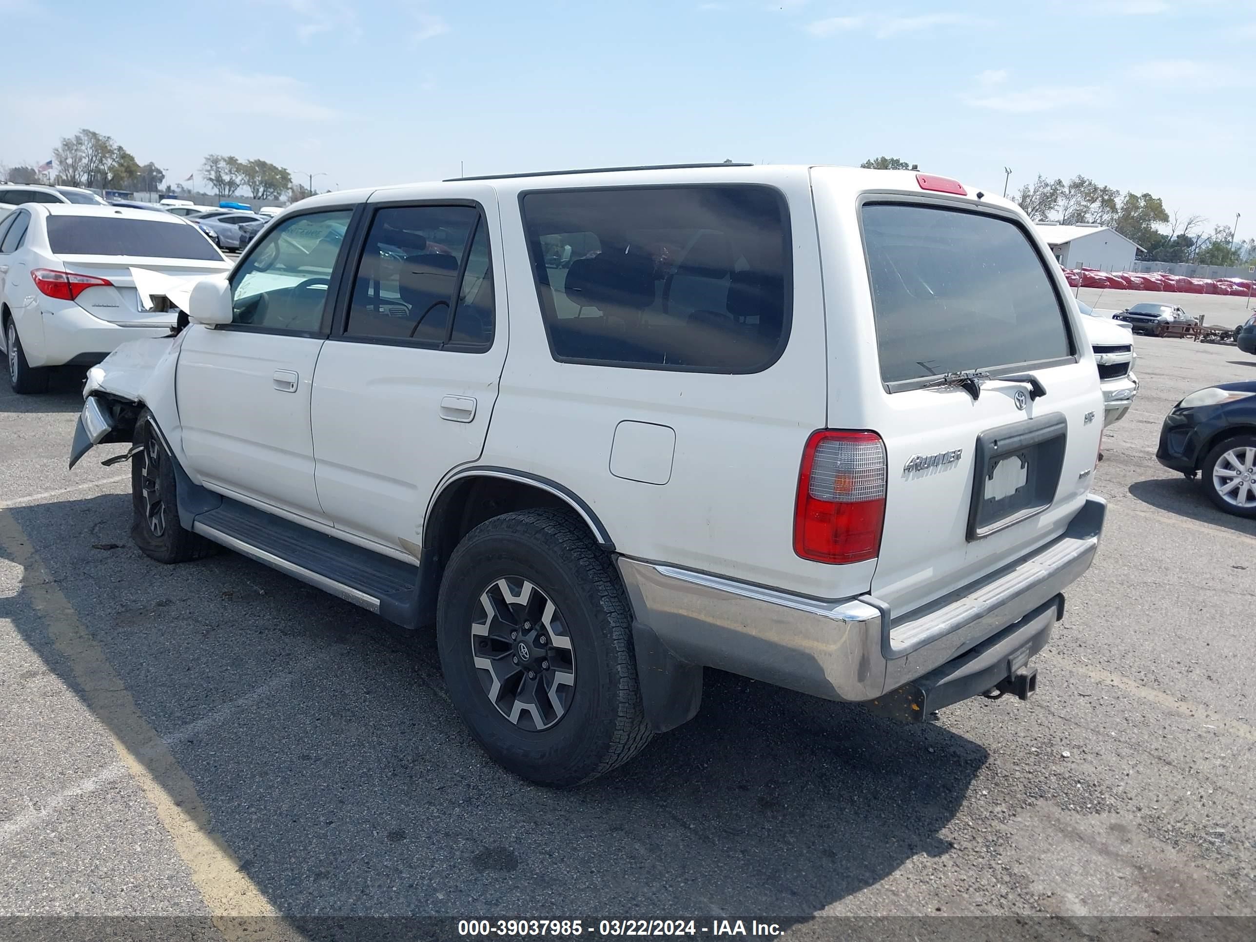 Photo 2 VIN: JT3GN86R7Y0139059 - TOYOTA 4RUNNER 