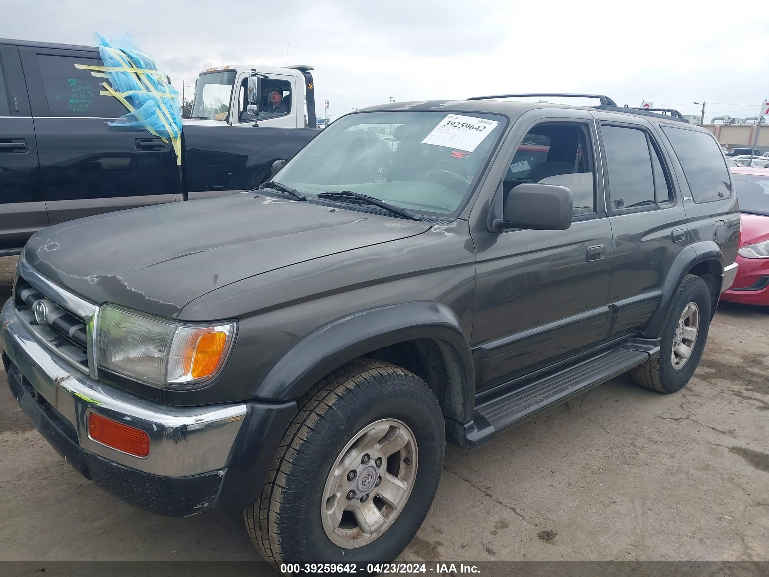 Photo 1 VIN: JT3GN87R2W0089019 - TOYOTA 4RUNNER 