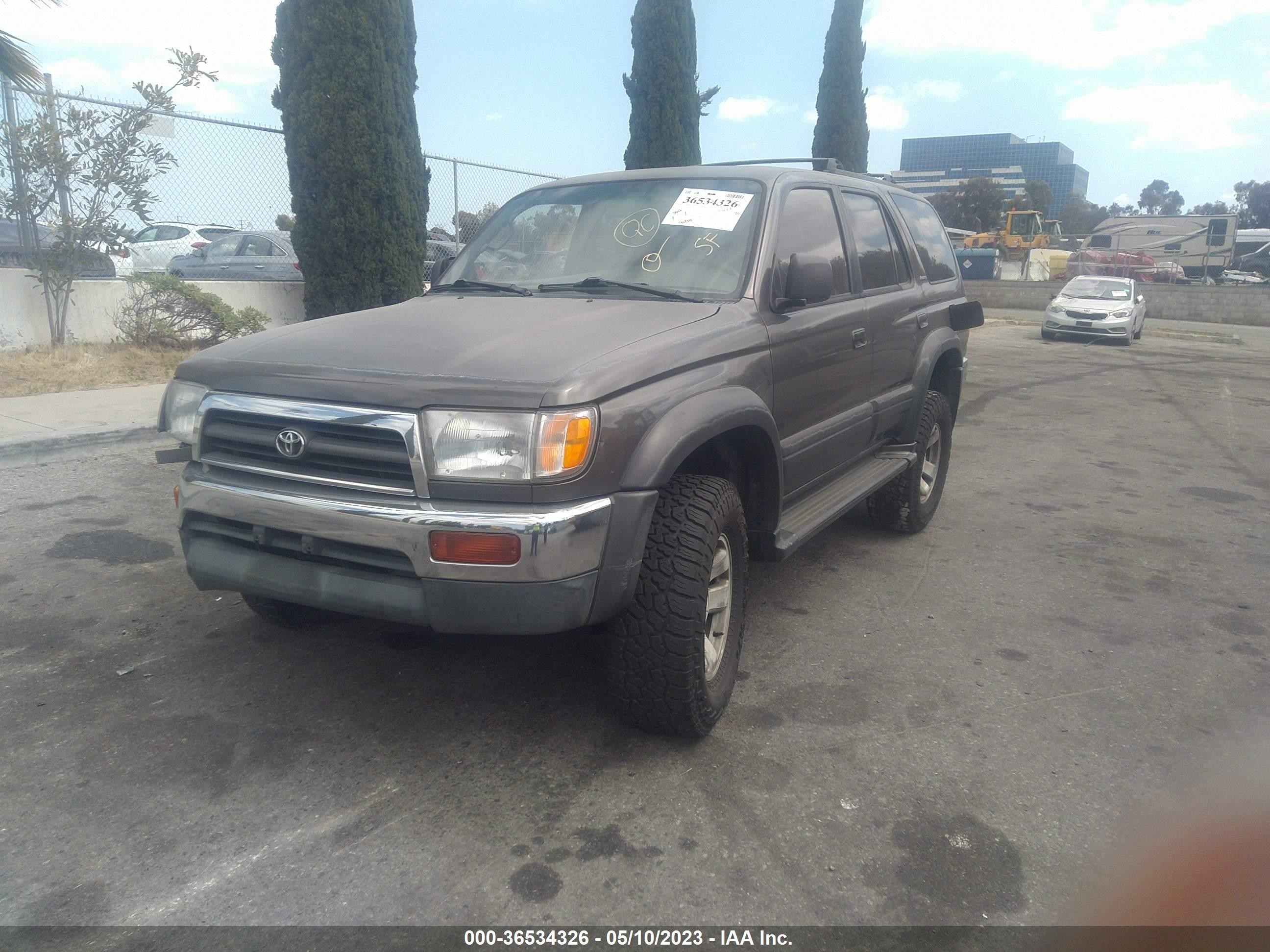 Photo 1 VIN: JT3GN87R7W0088190 - TOYOTA 4RUNNER 