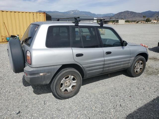 Photo 2 VIN: JT3GP10V1W7037042 - TOYOTA RAV4 