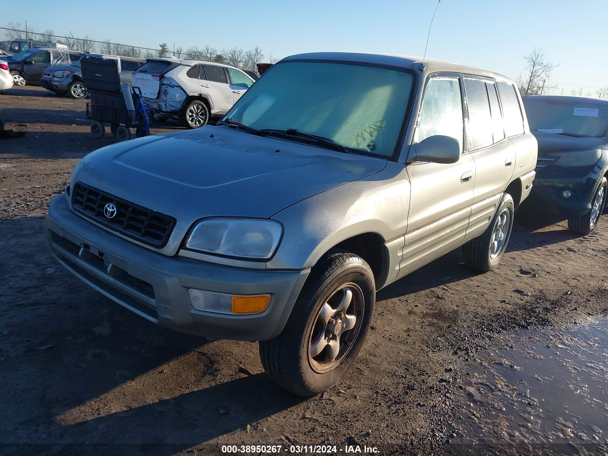 Photo 1 VIN: JT3GP10V6Y7073408 - TOYOTA RAV 4 