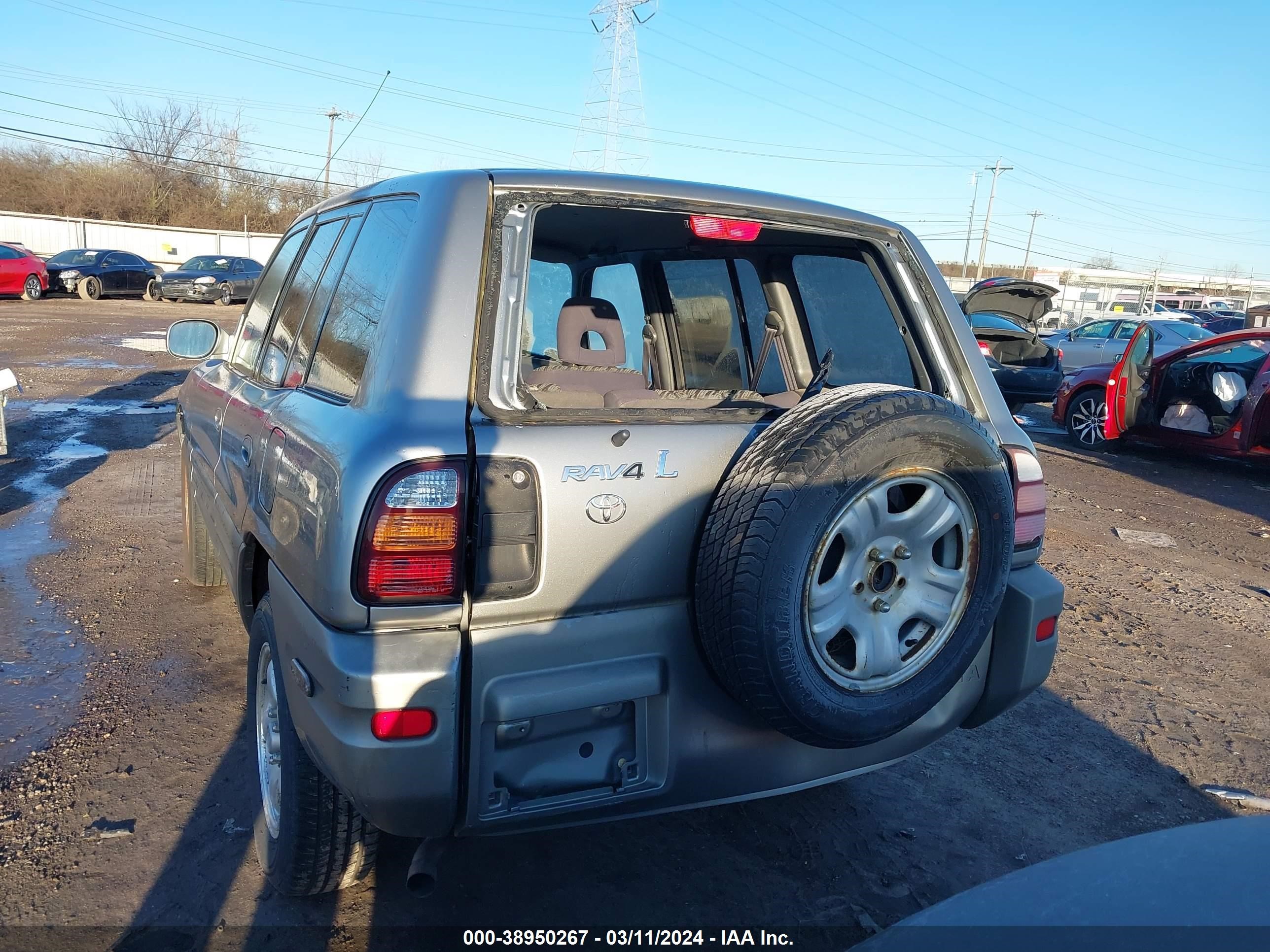 Photo 5 VIN: JT3GP10V6Y7073408 - TOYOTA RAV 4 