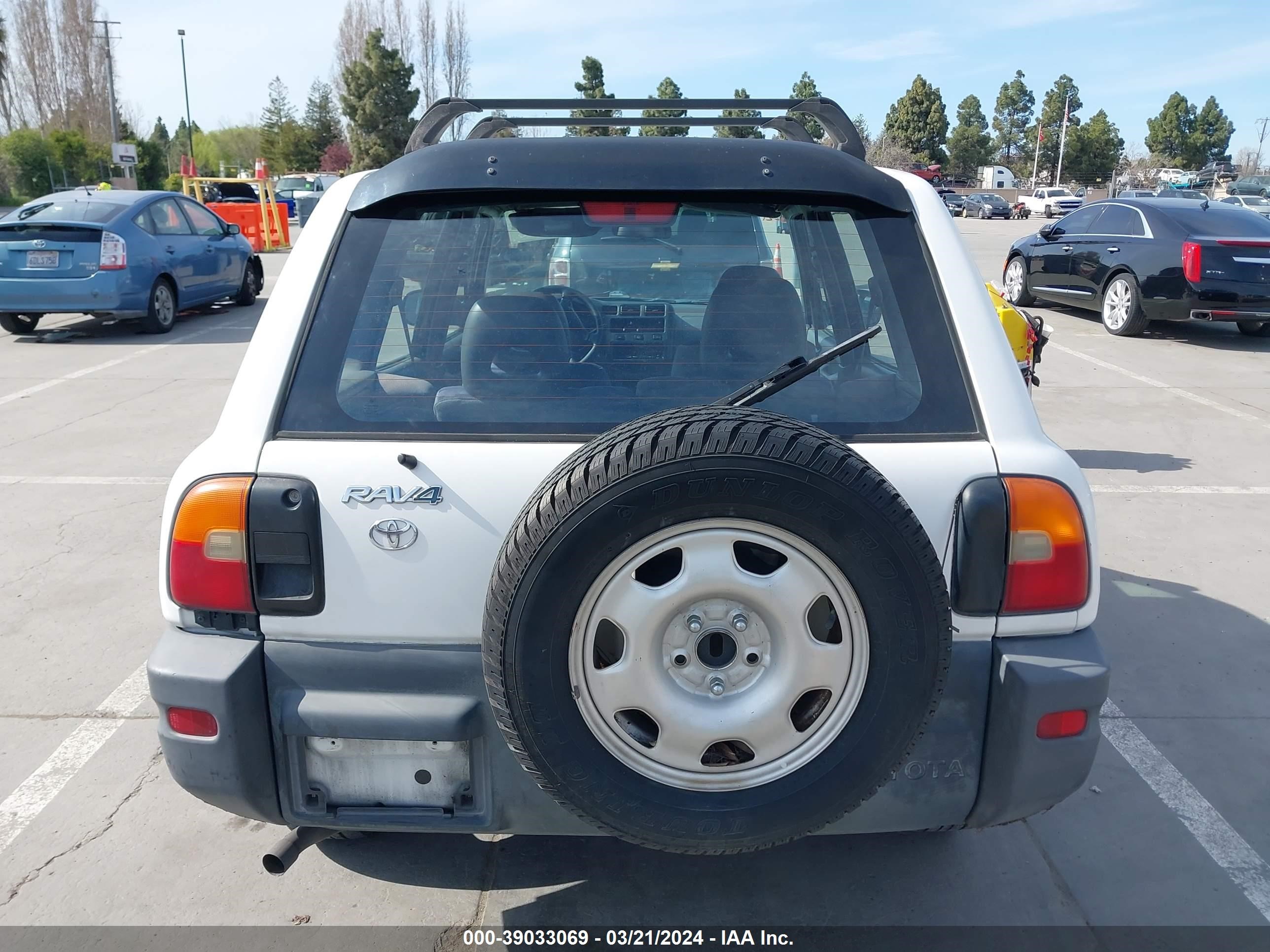 Photo 14 VIN: JT3GP10VXV7014745 - TOYOTA RAV 4 