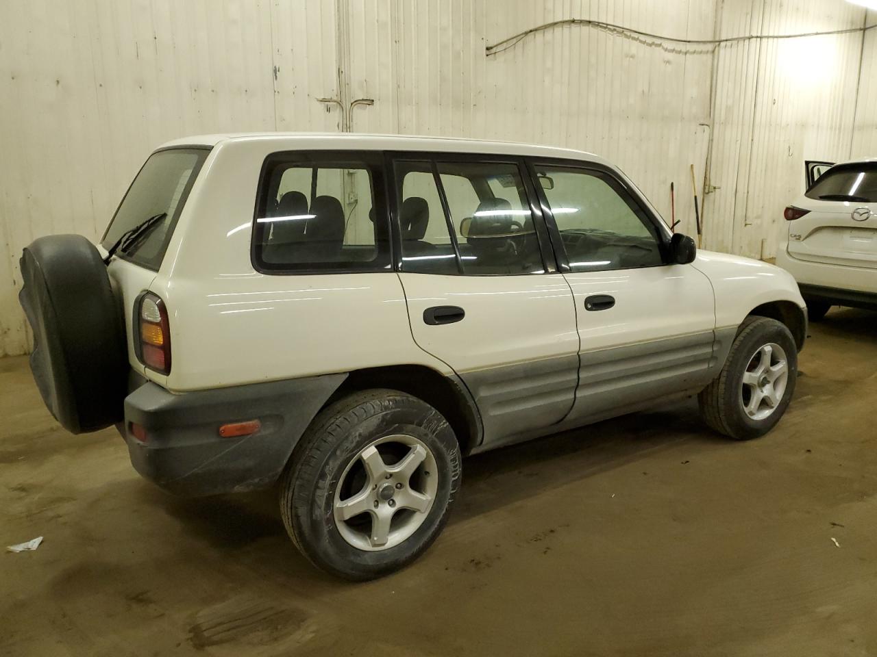 Photo 2 VIN: JT3GP10VXX7053354 - TOYOTA RAV 4 