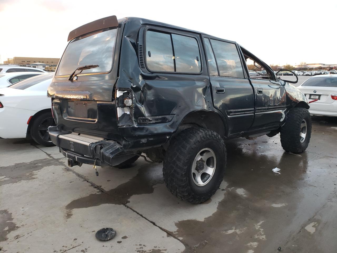 Photo 2 VIN: JT3HJ85J0V0168667 - TOYOTA LAND CRUISER 