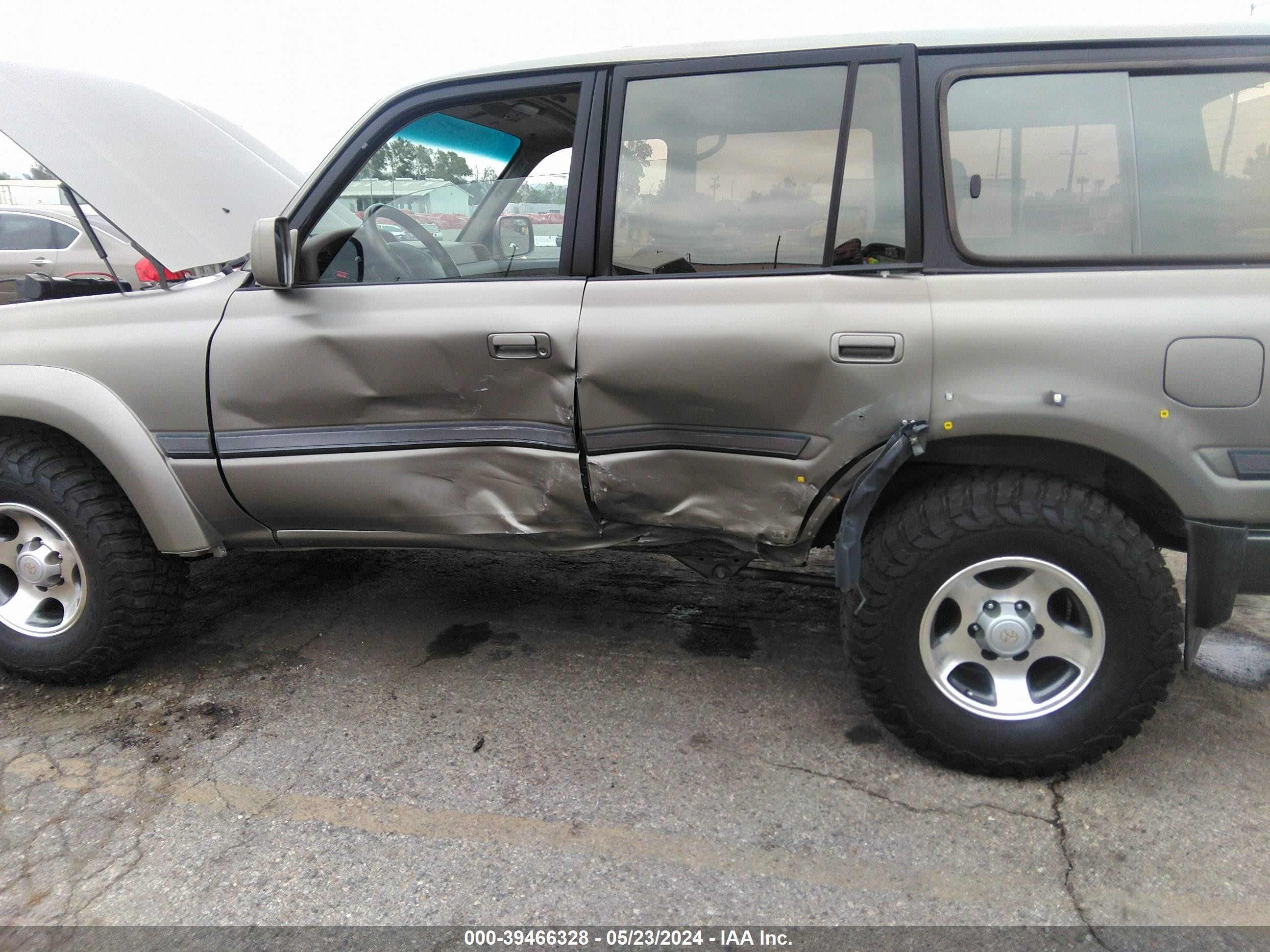 Photo 5 VIN: JT3HJ85J3V0169912 - TOYOTA LAND CRUISER 