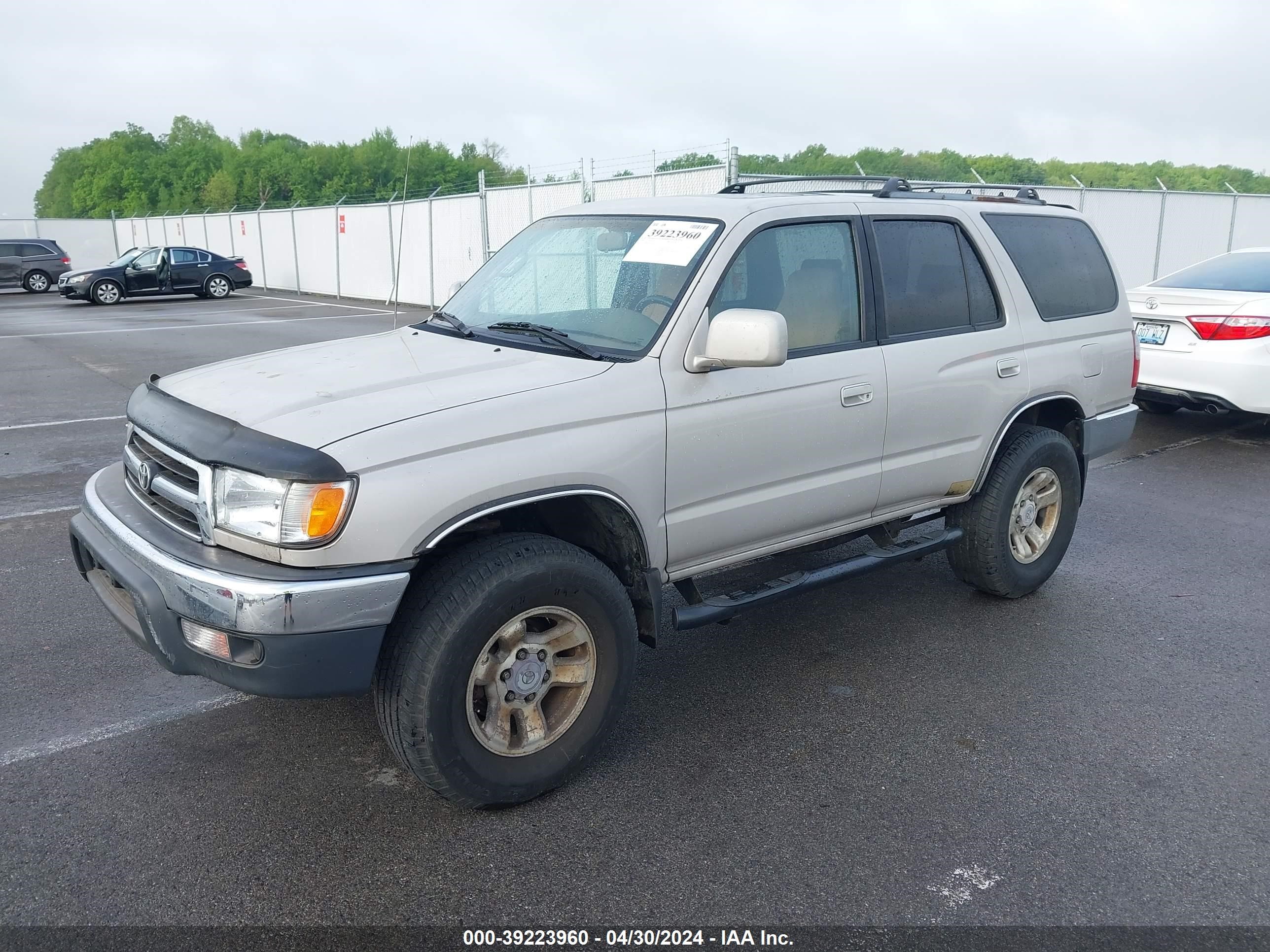 Photo 1 VIN: JT3HN86R0X0226160 - TOYOTA 4RUNNER 