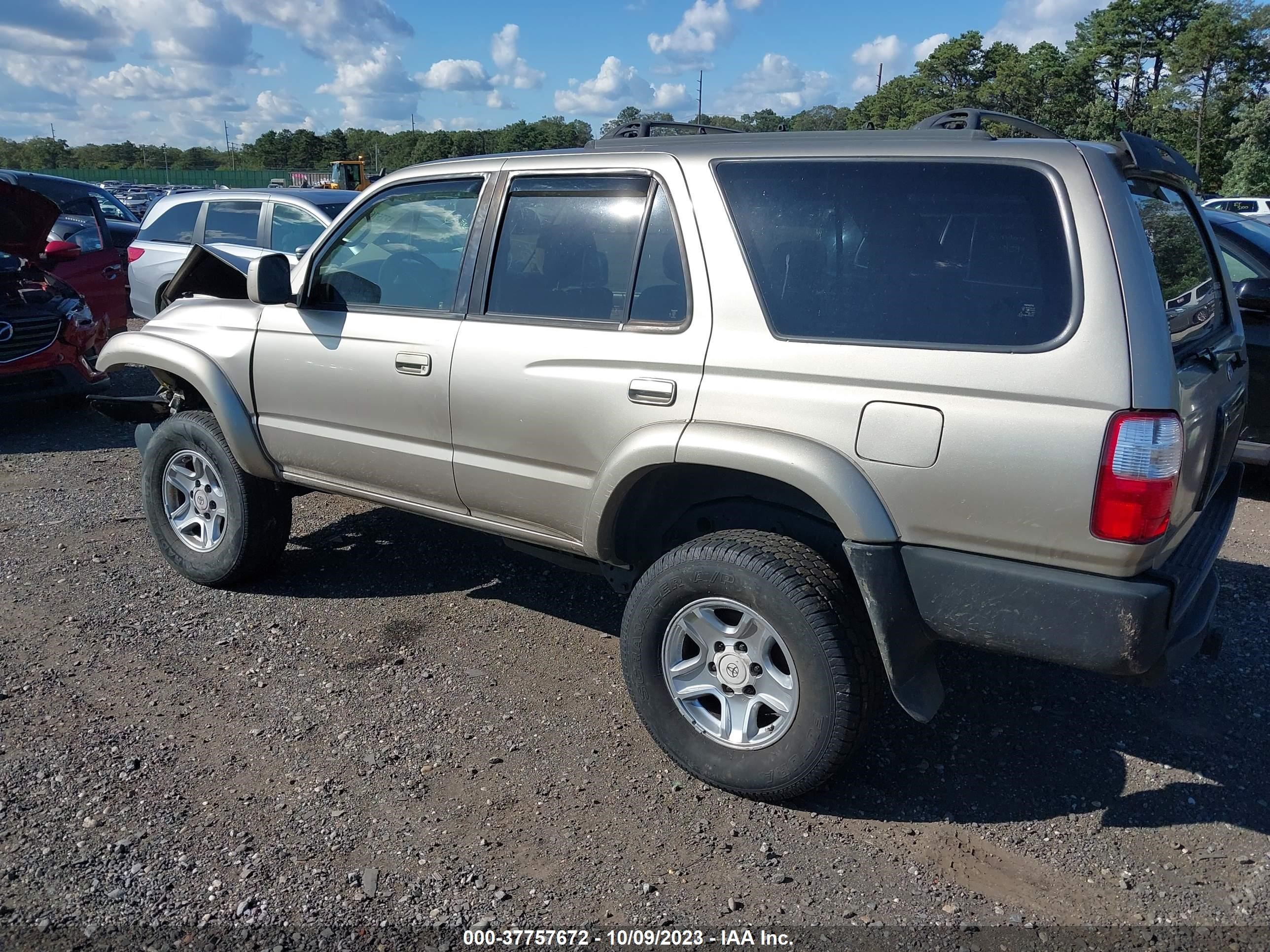 Photo 2 VIN: JT3HN86R129070019 - TOYOTA 4RUNNER 