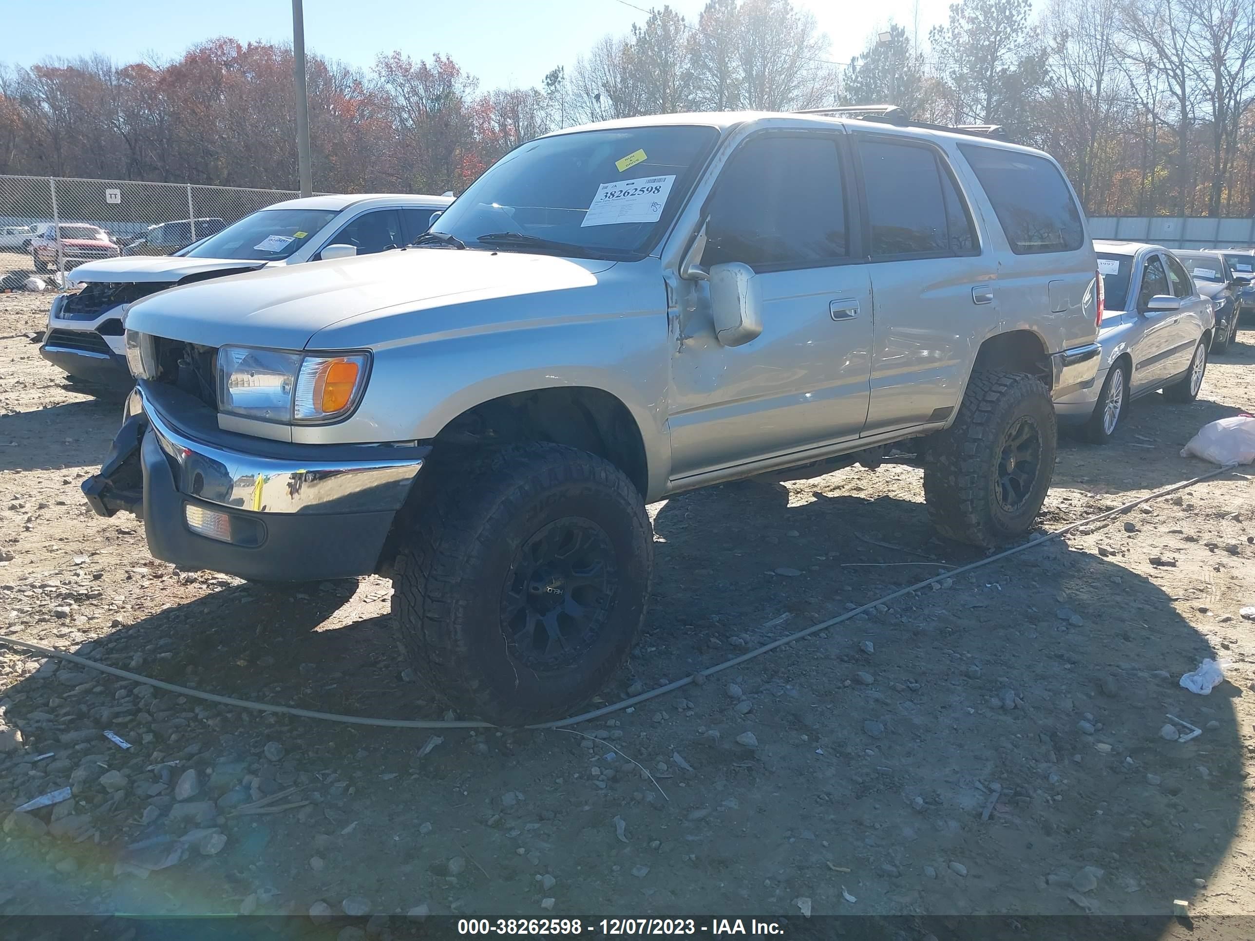 Photo 1 VIN: JT3HN86R2X0239413 - TOYOTA 4RUNNER 