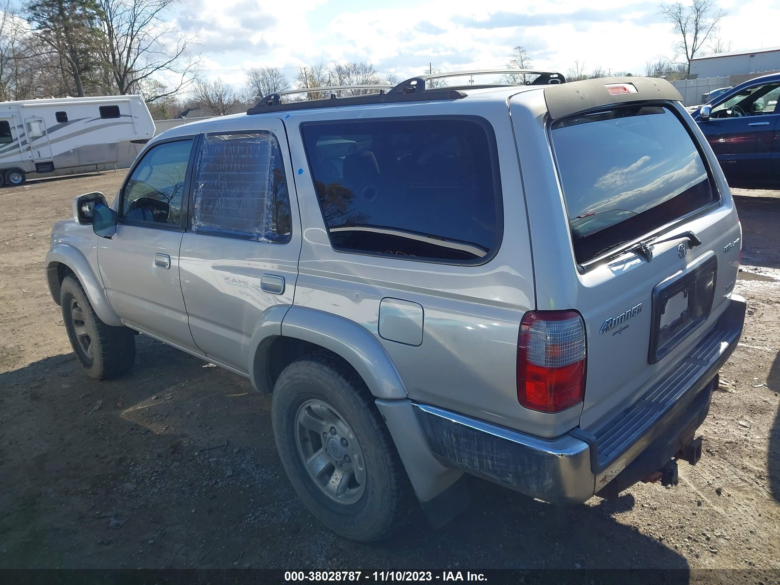 Photo 2 VIN: JT3HN86R3Y0311298 - TOYOTA 4RUNNER 