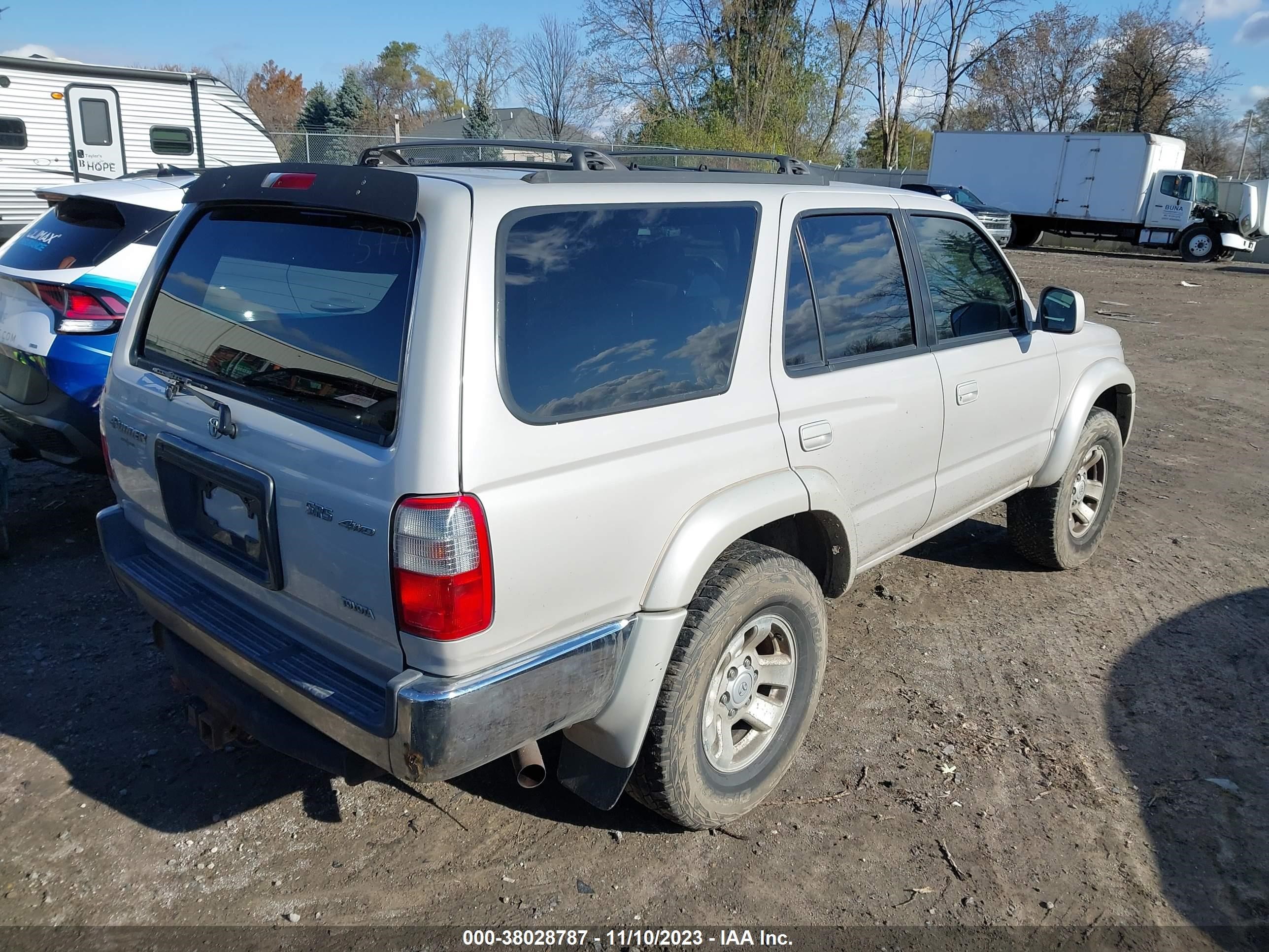 Photo 3 VIN: JT3HN86R3Y0311298 - TOYOTA 4RUNNER 