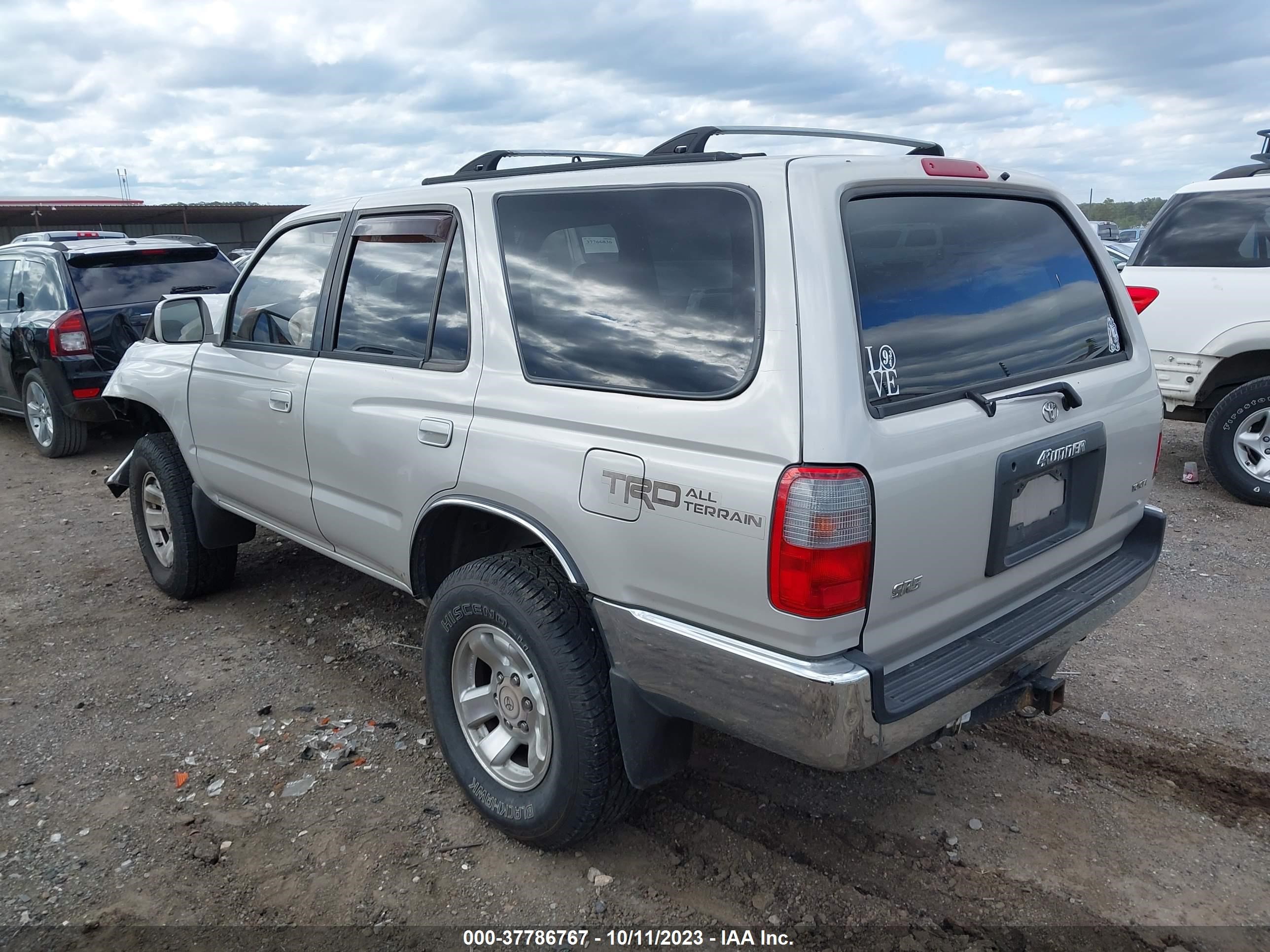 Photo 2 VIN: JT3HN86R4W0158282 - TOYOTA 4RUNNER 