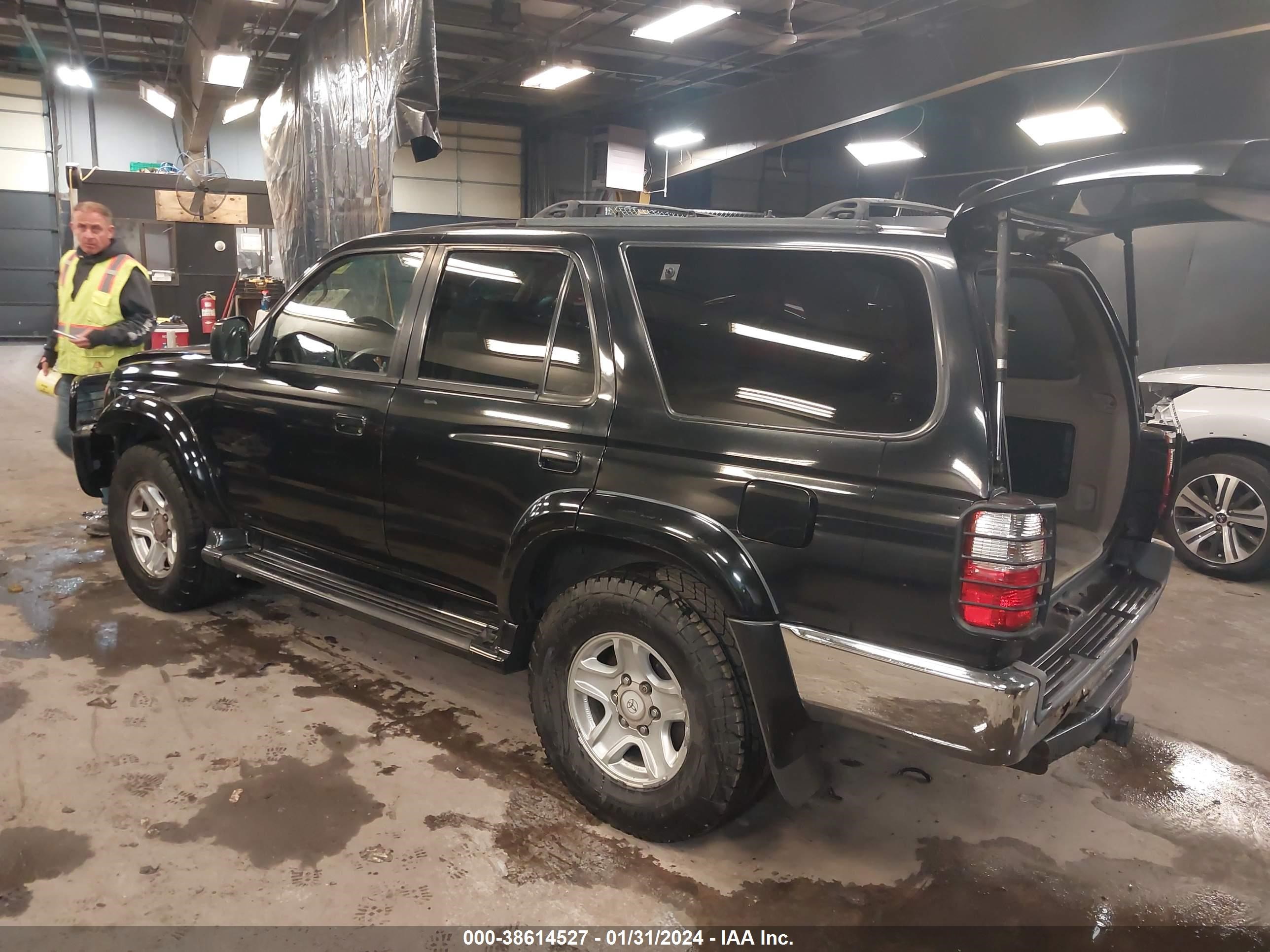 Photo 2 VIN: JT3HN86R619053053 - TOYOTA 4RUNNER 