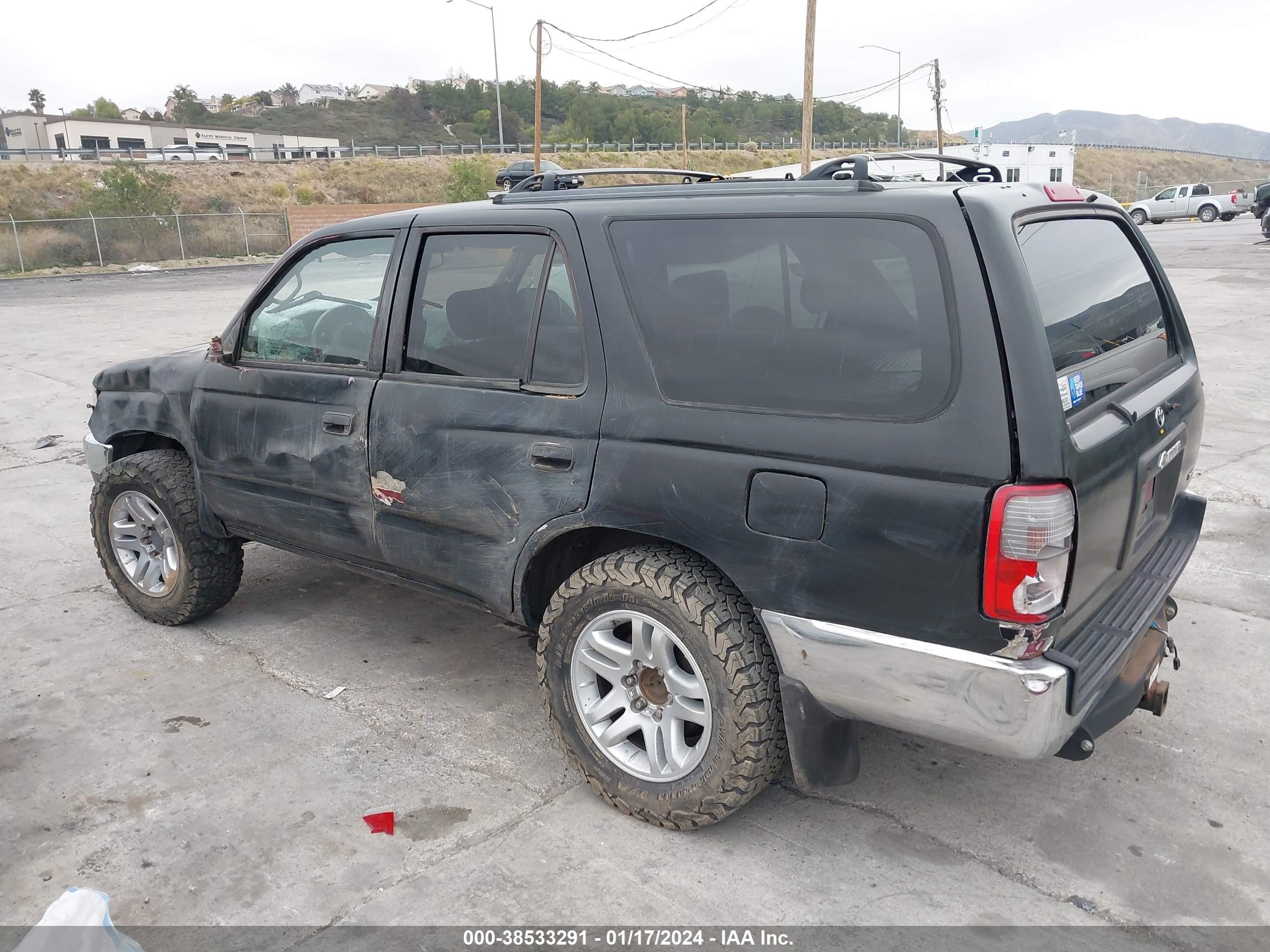 Photo 2 VIN: JT3HN86R6T0011652 - TOYOTA 4RUNNER 