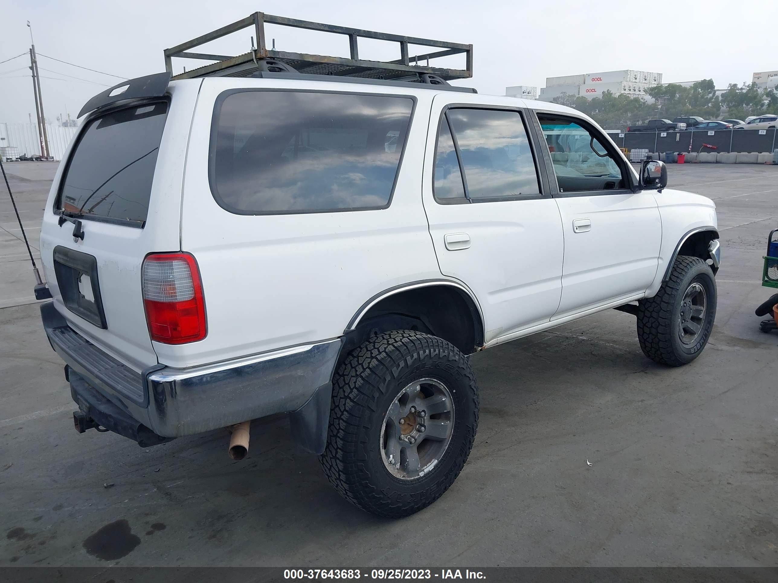 Photo 3 VIN: JT3HN86R6X0228592 - TOYOTA 4RUNNER 