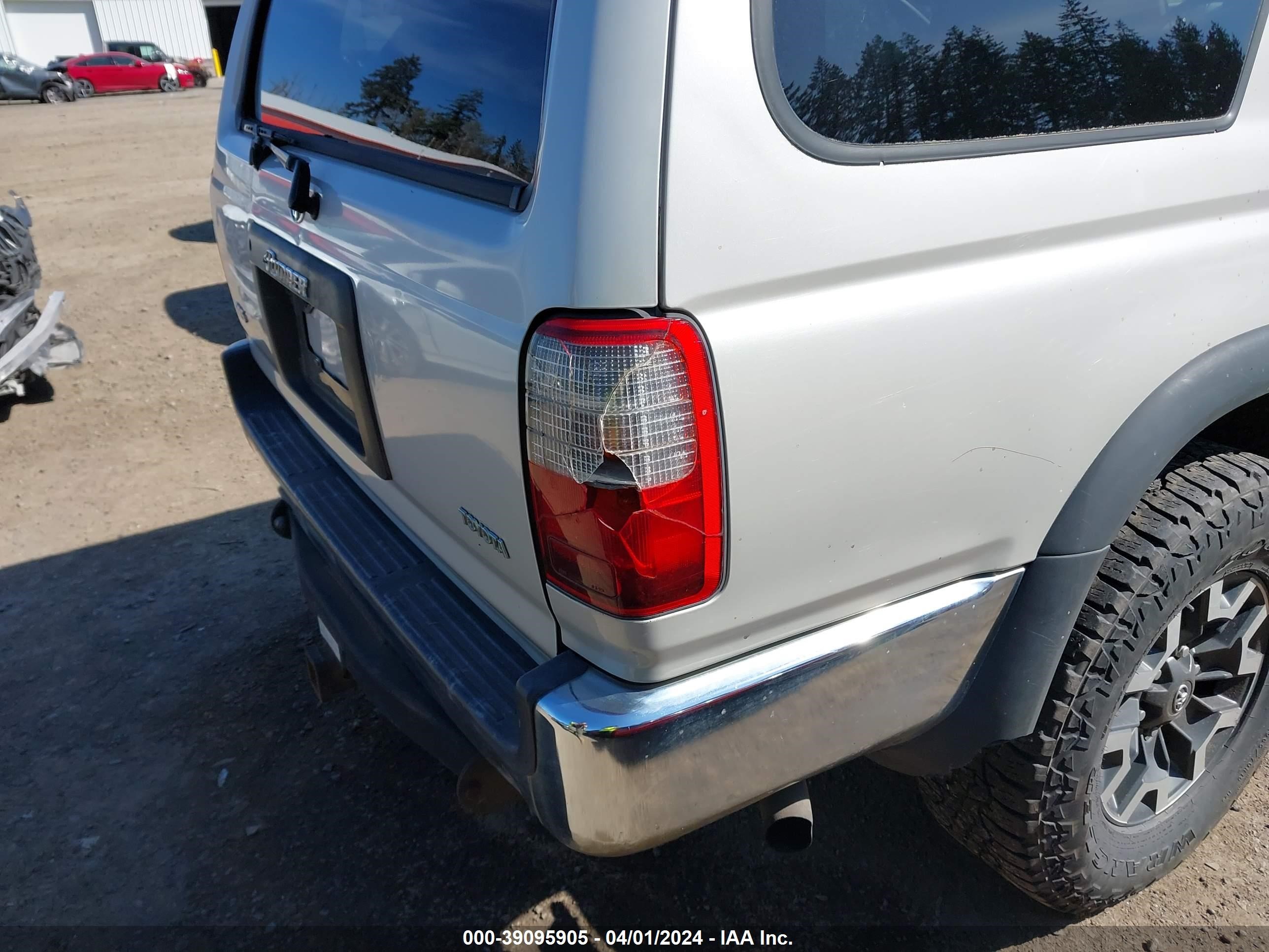 Photo 5 VIN: JT3HN86R7V0122472 - TOYOTA 4RUNNER 