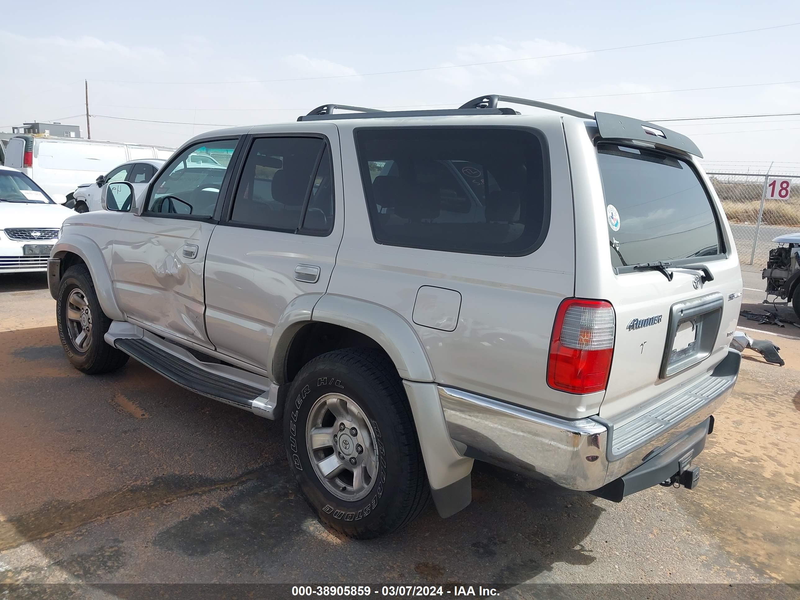 Photo 2 VIN: JT3HN86R7Y0296465 - TOYOTA 4RUNNER 