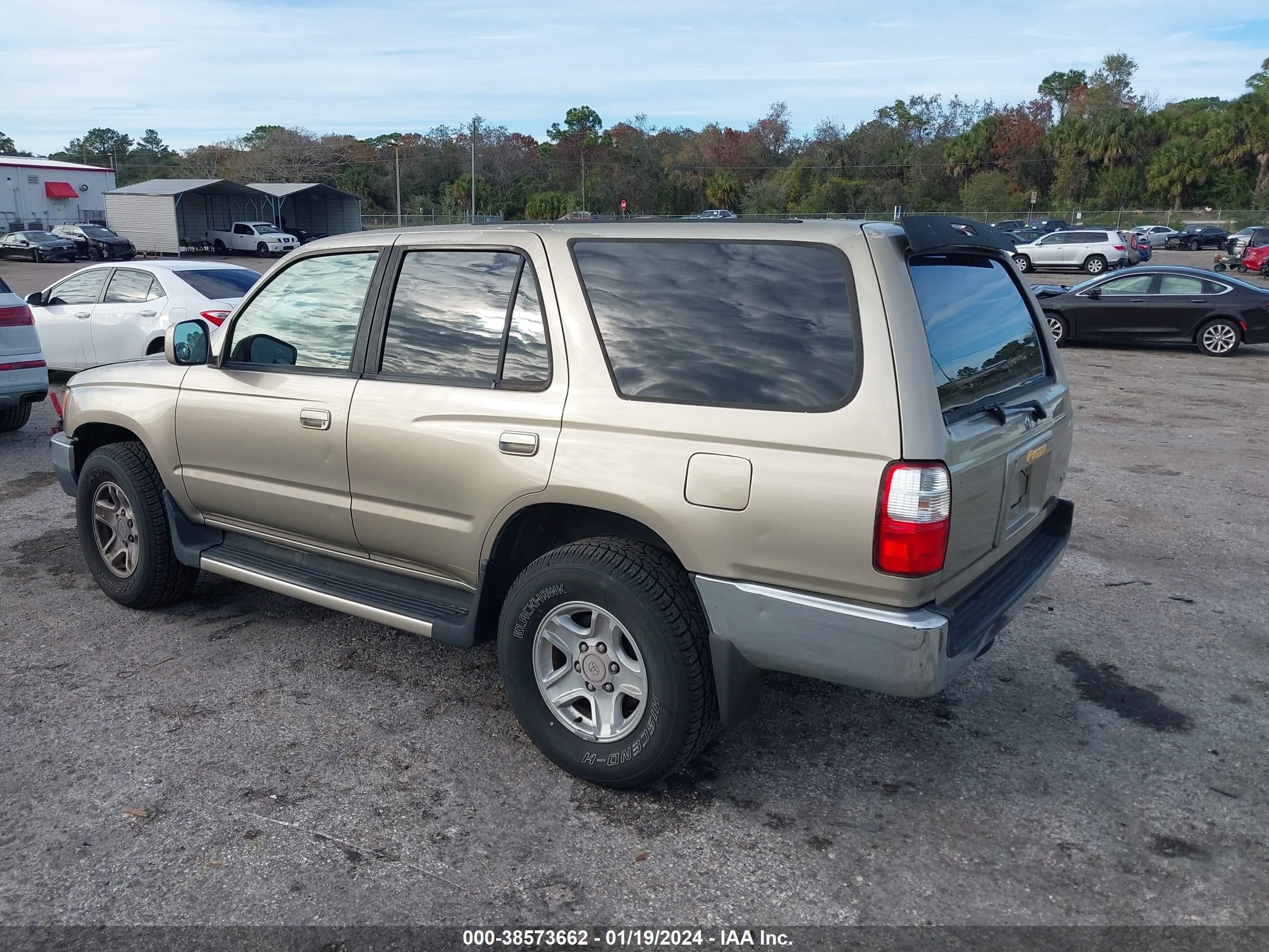 Photo 2 VIN: JT3HN86RX10349214 - TOYOTA 4RUNNER 