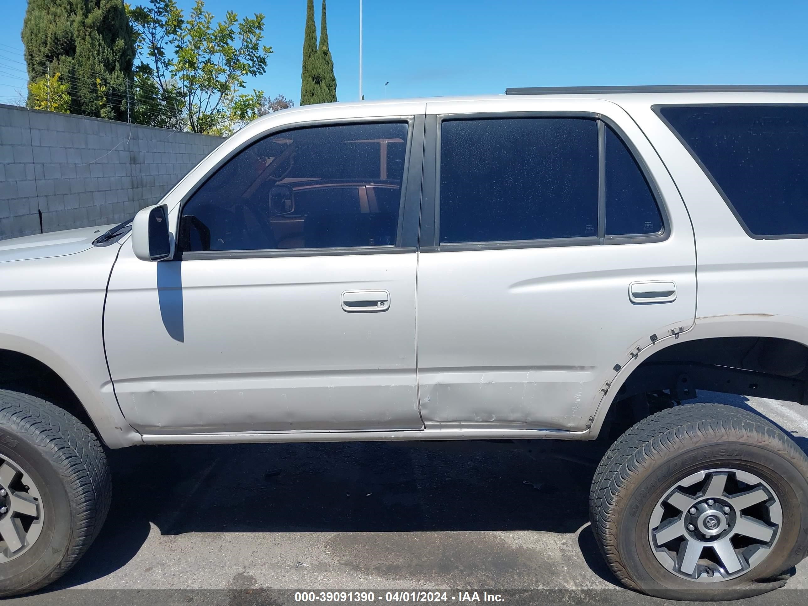 Photo 13 VIN: JT3HN86RXT0041592 - TOYOTA 4RUNNER 