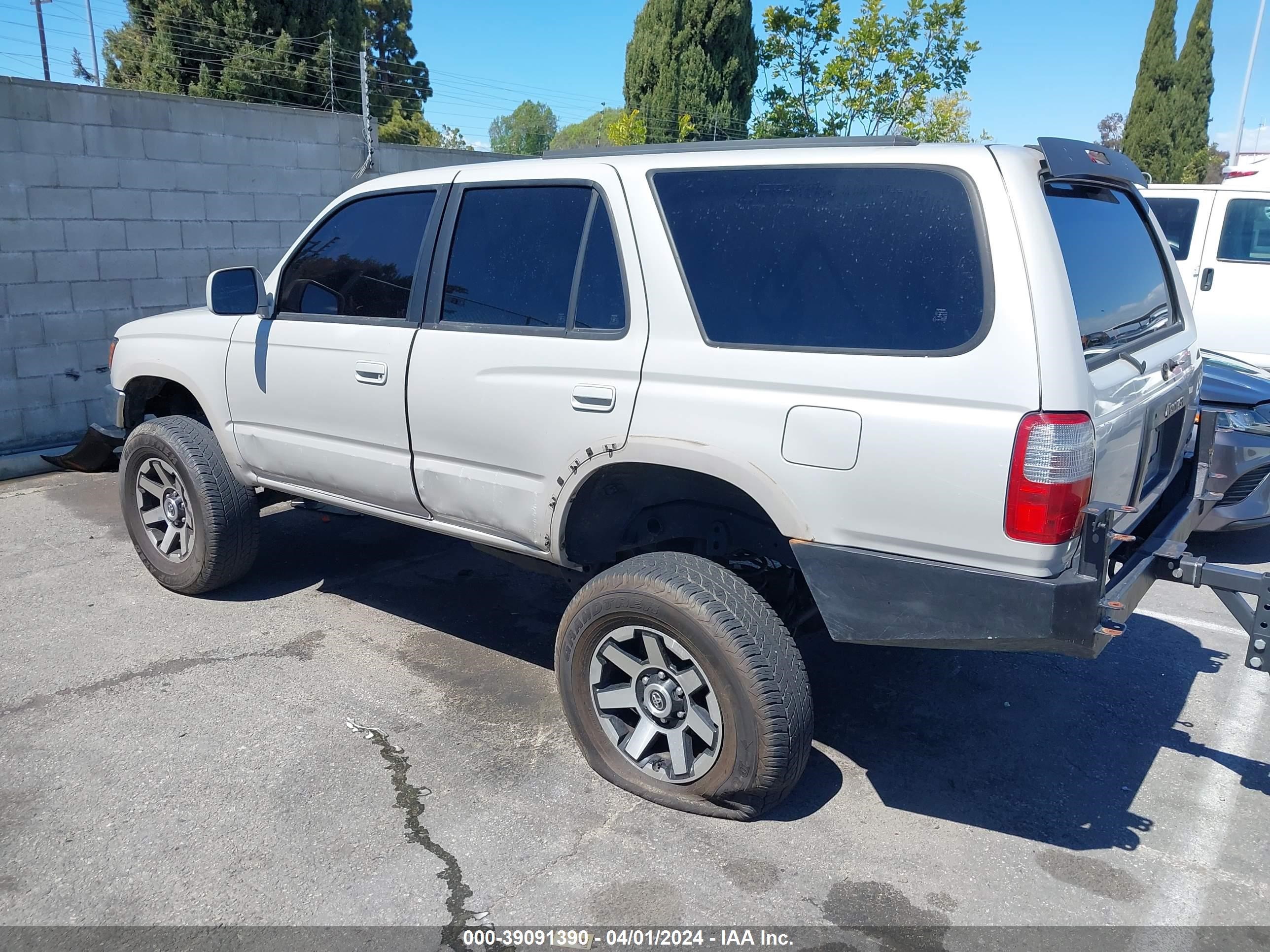 Photo 2 VIN: JT3HN86RXT0041592 - TOYOTA 4RUNNER 