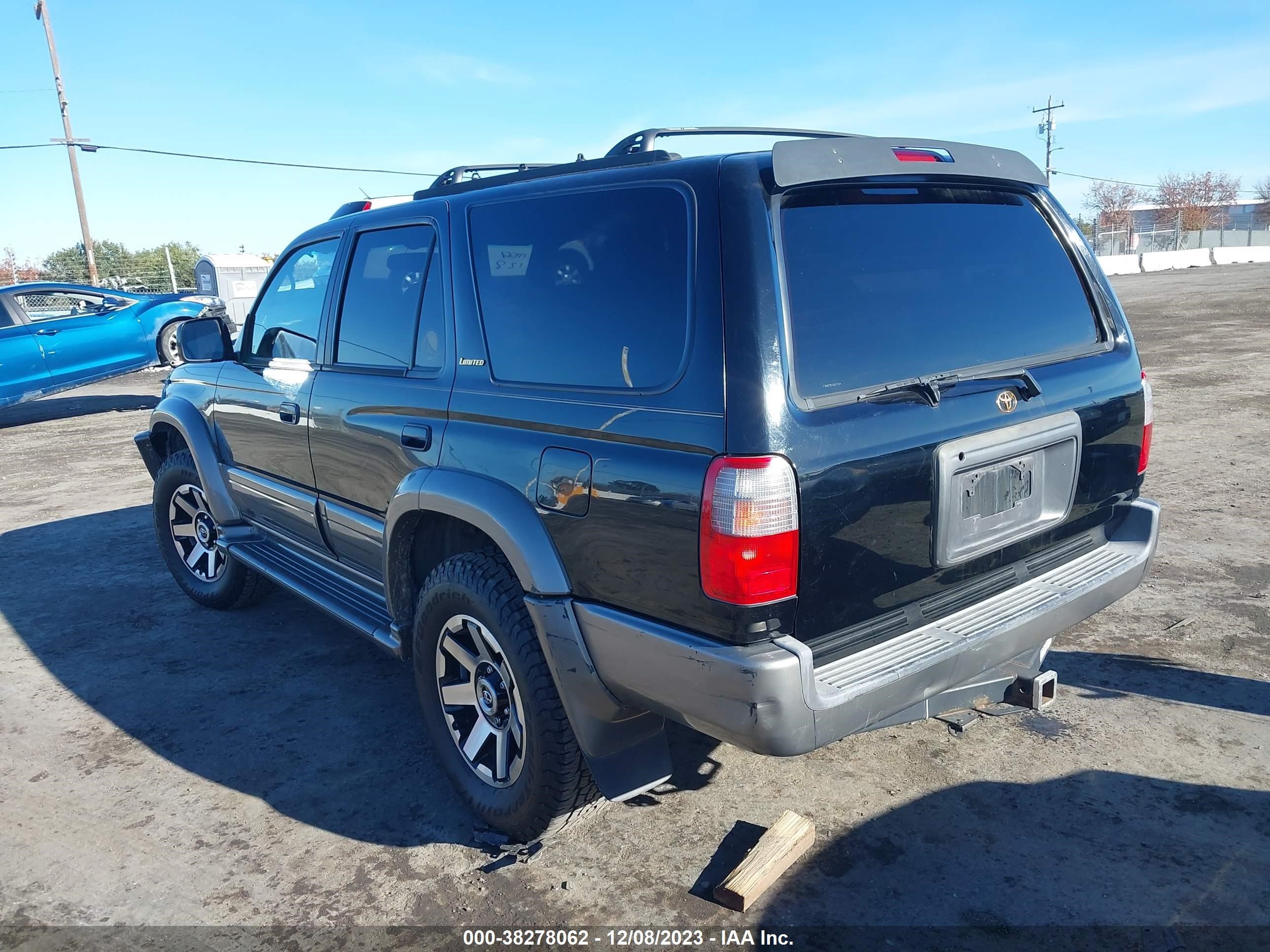 Photo 2 VIN: JT3HN87R3X0237104 - TOYOTA 4RUNNER 