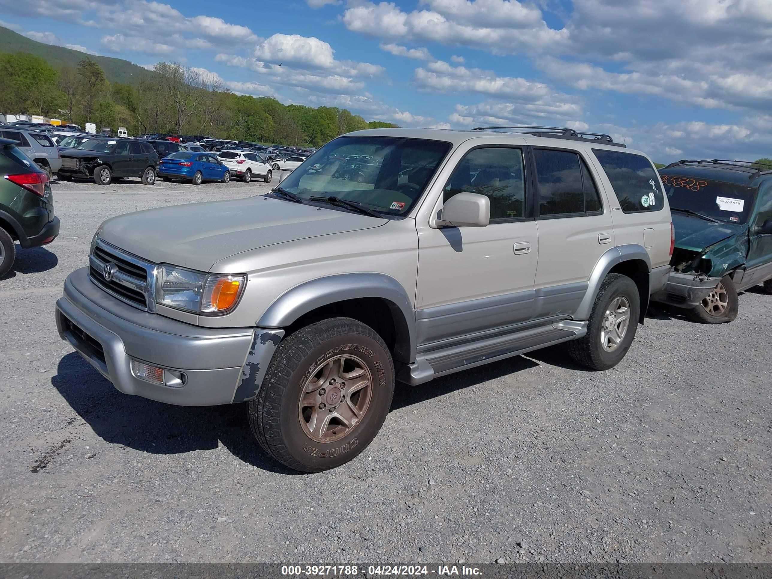 Photo 1 VIN: JT3HN87R3Y0265132 - TOYOTA 4RUNNER 