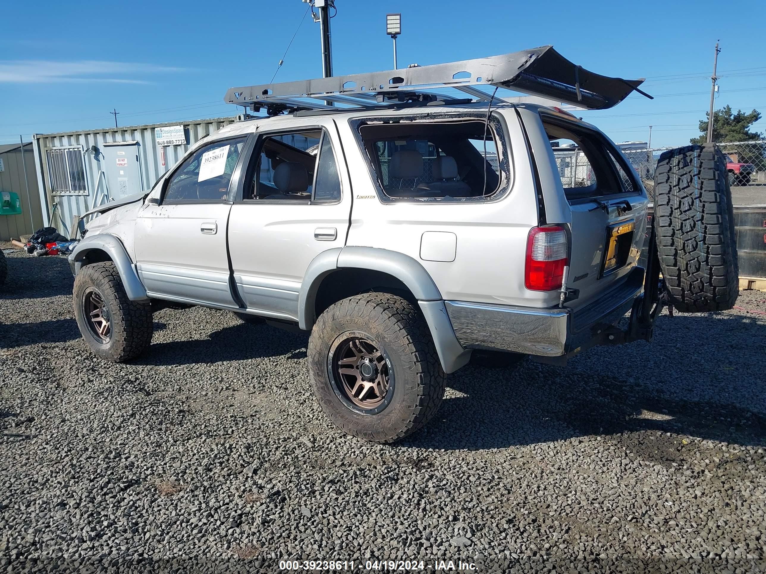 Photo 2 VIN: JT3HN87R7T0035635 - TOYOTA 4RUNNER 