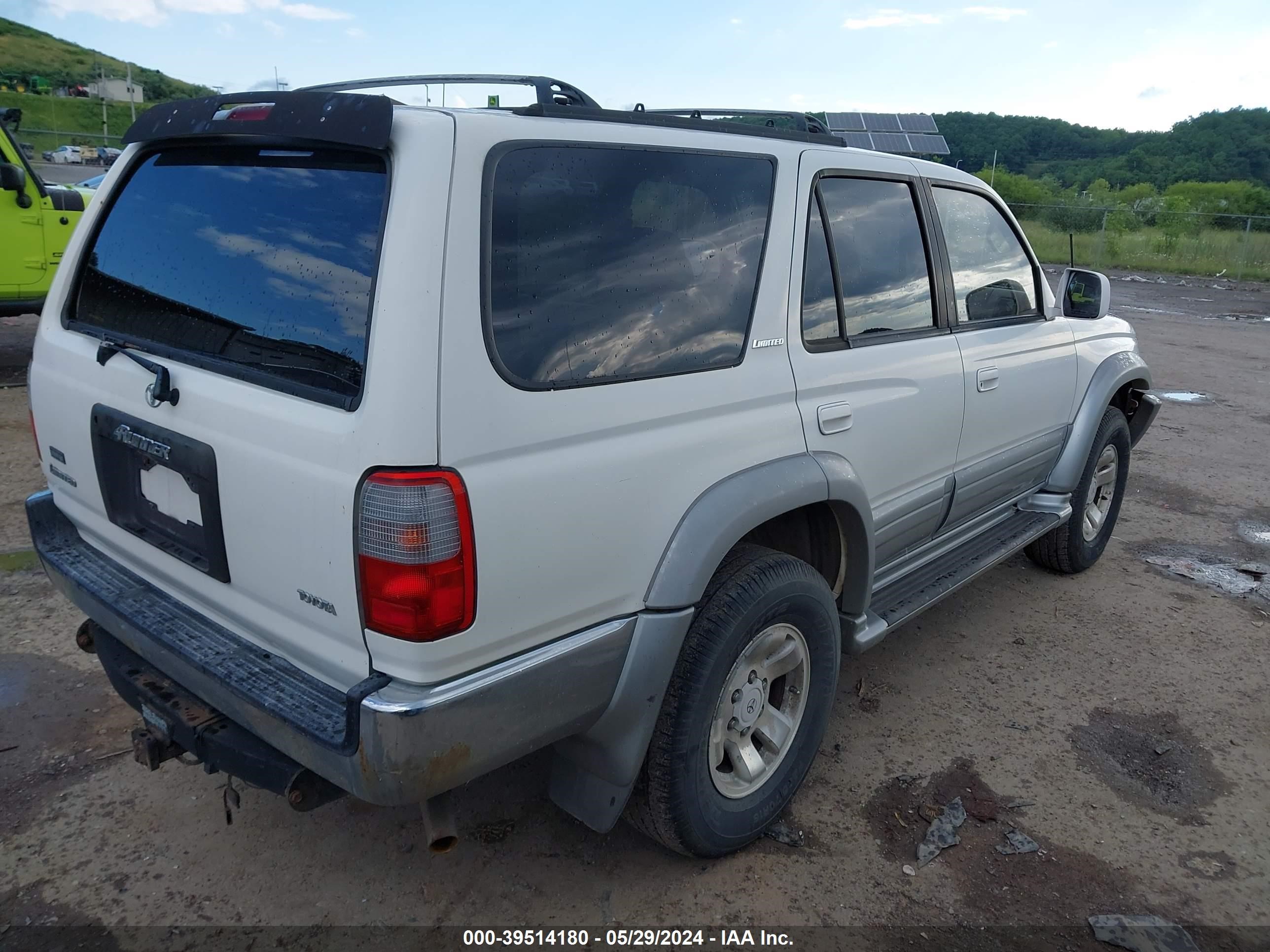 Photo 3 VIN: JT3HN87R8W0163595 - TOYOTA 4RUNNER 