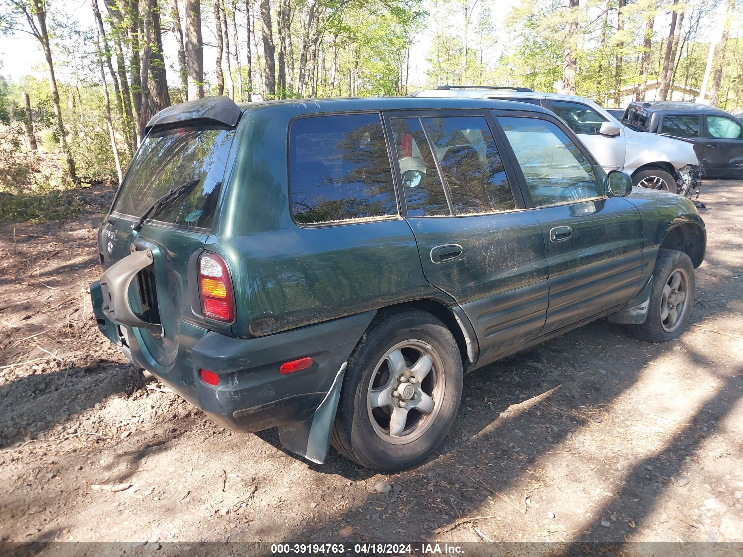 Photo 3 VIN: JT3HP10V0Y7166963 - TOYOTA RAV 4 