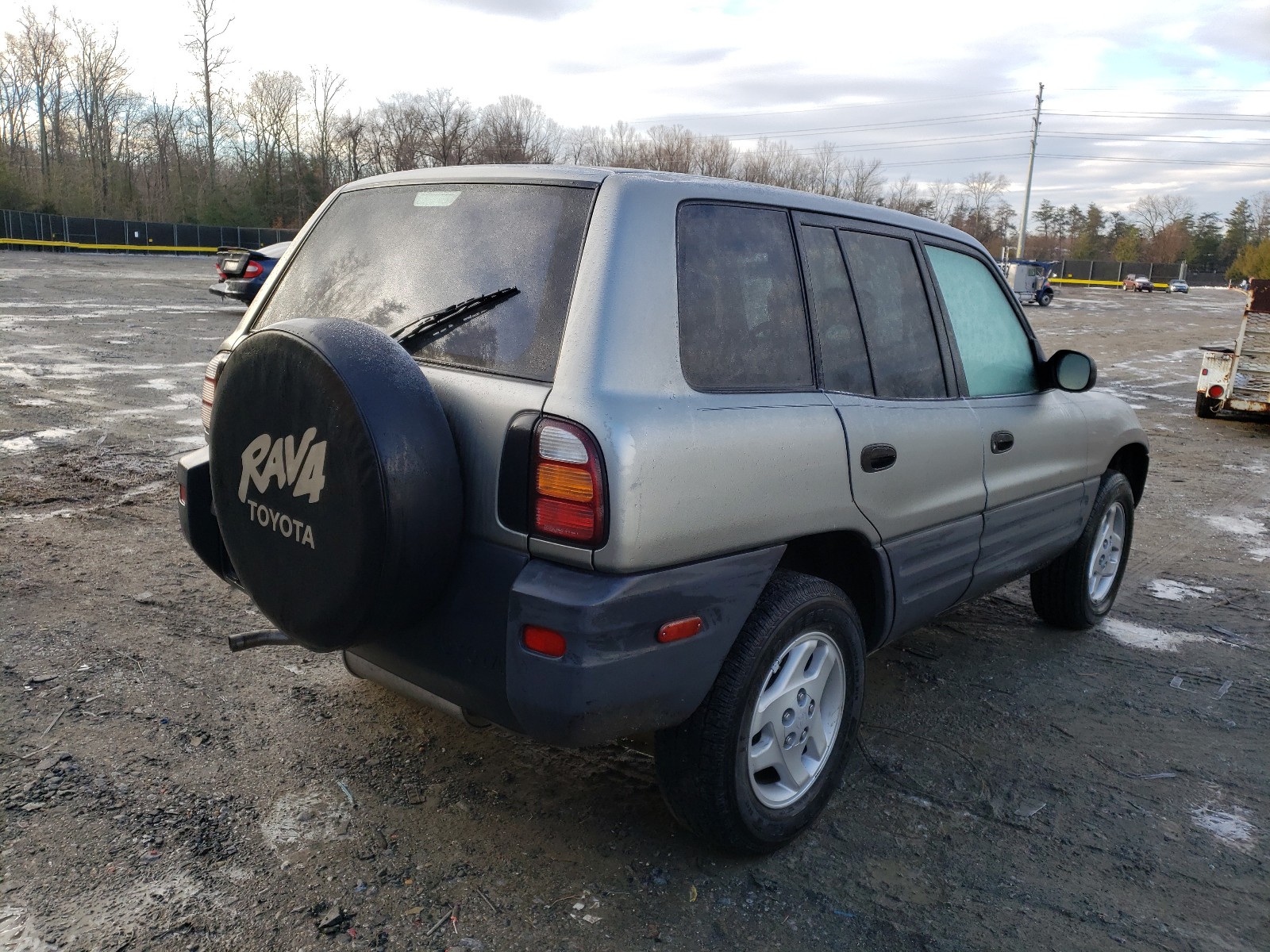 Photo 3 VIN: JT3HP10V3X7129484 - TOYOTA RAV4 