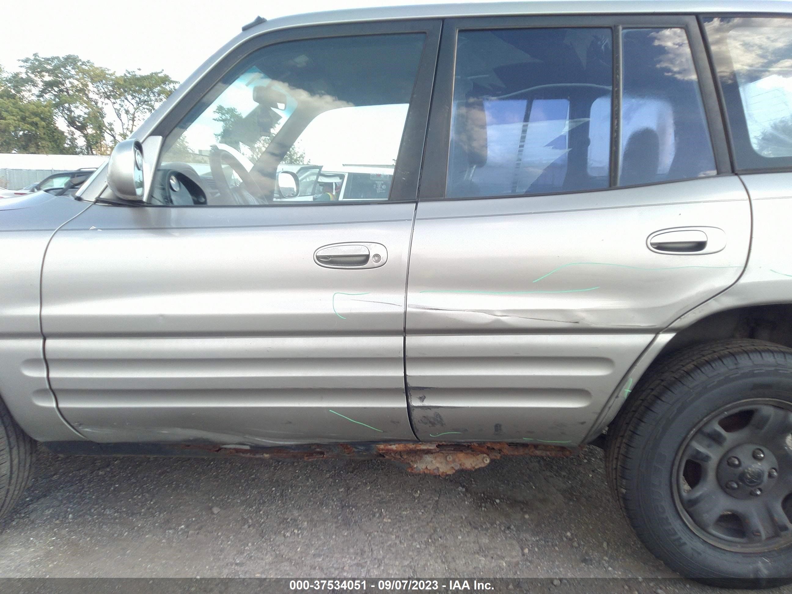 Photo 5 VIN: JT3HP10V3Y7155715 - TOYOTA RAV 4 