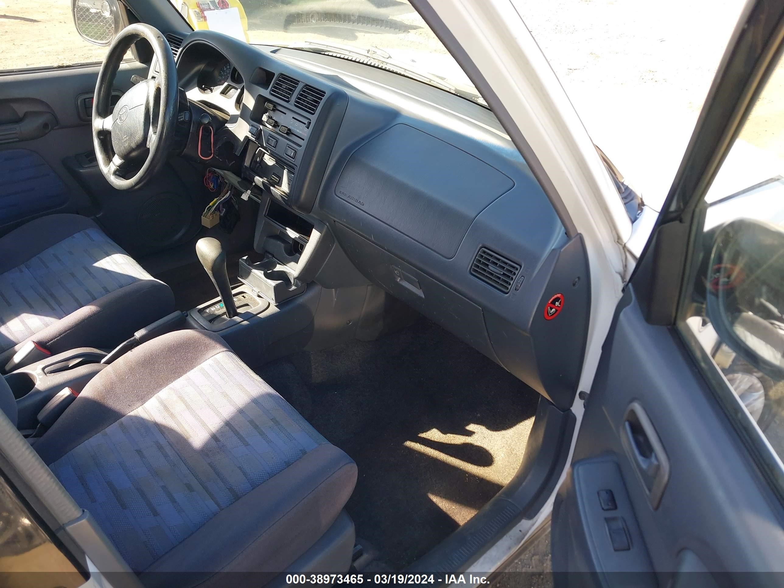 Photo 4 VIN: JT3HP10V5V7035734 - TOYOTA RAV 4 