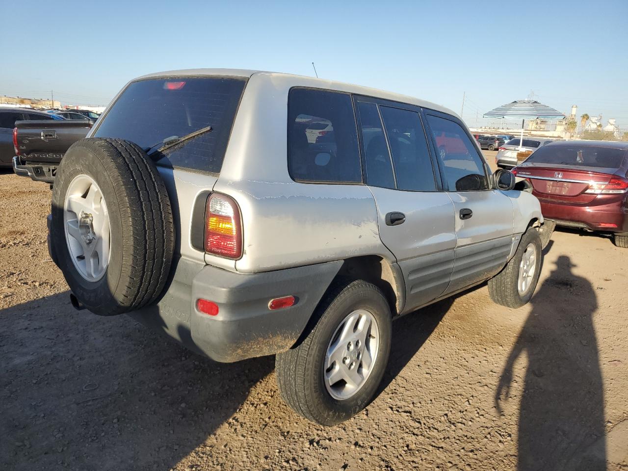 Photo 2 VIN: JT3HP10V6W7102875 - TOYOTA RAV 4 