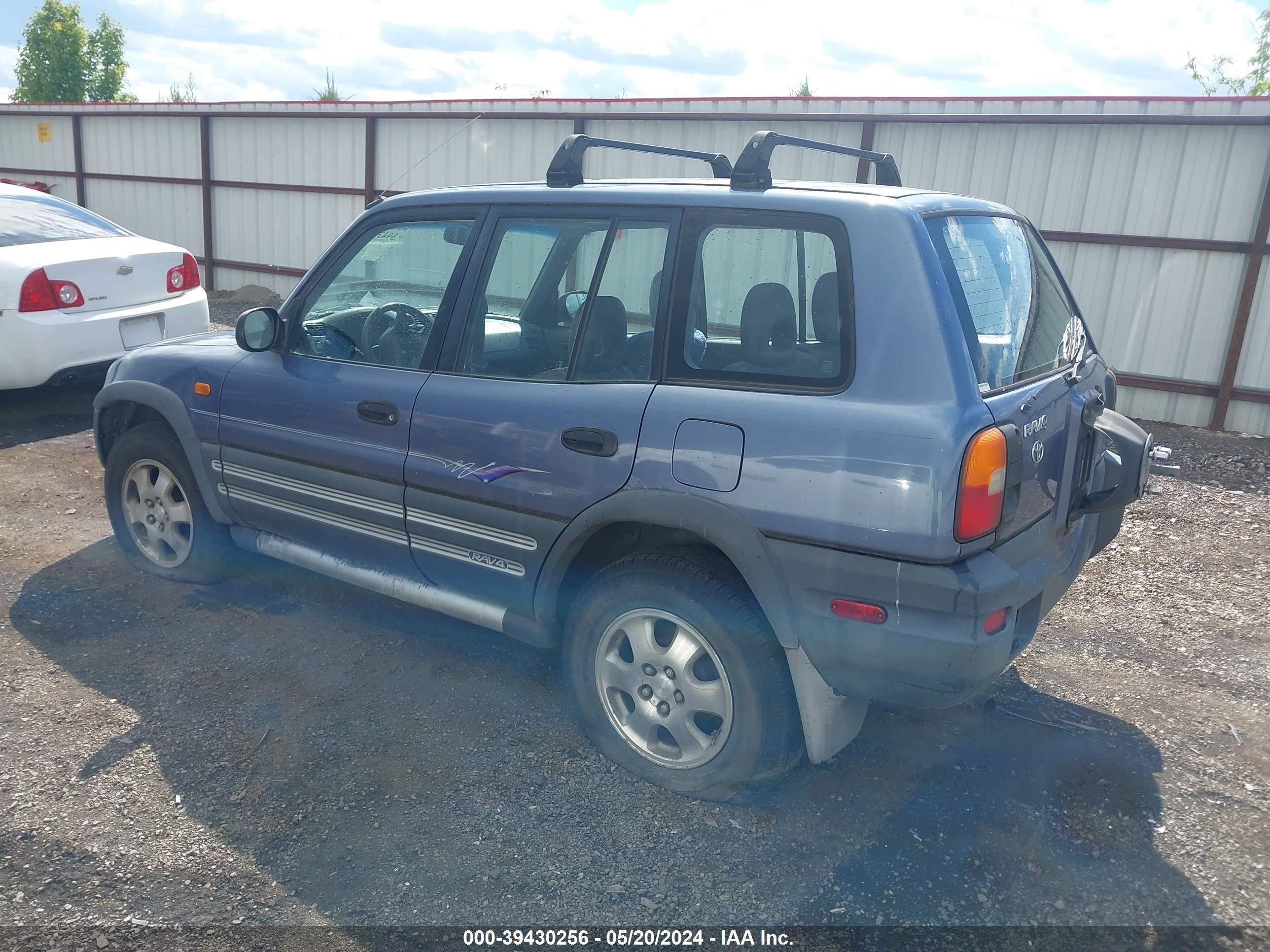 Photo 2 VIN: JT3HP10VXV0111179 - TOYOTA RAV 4 