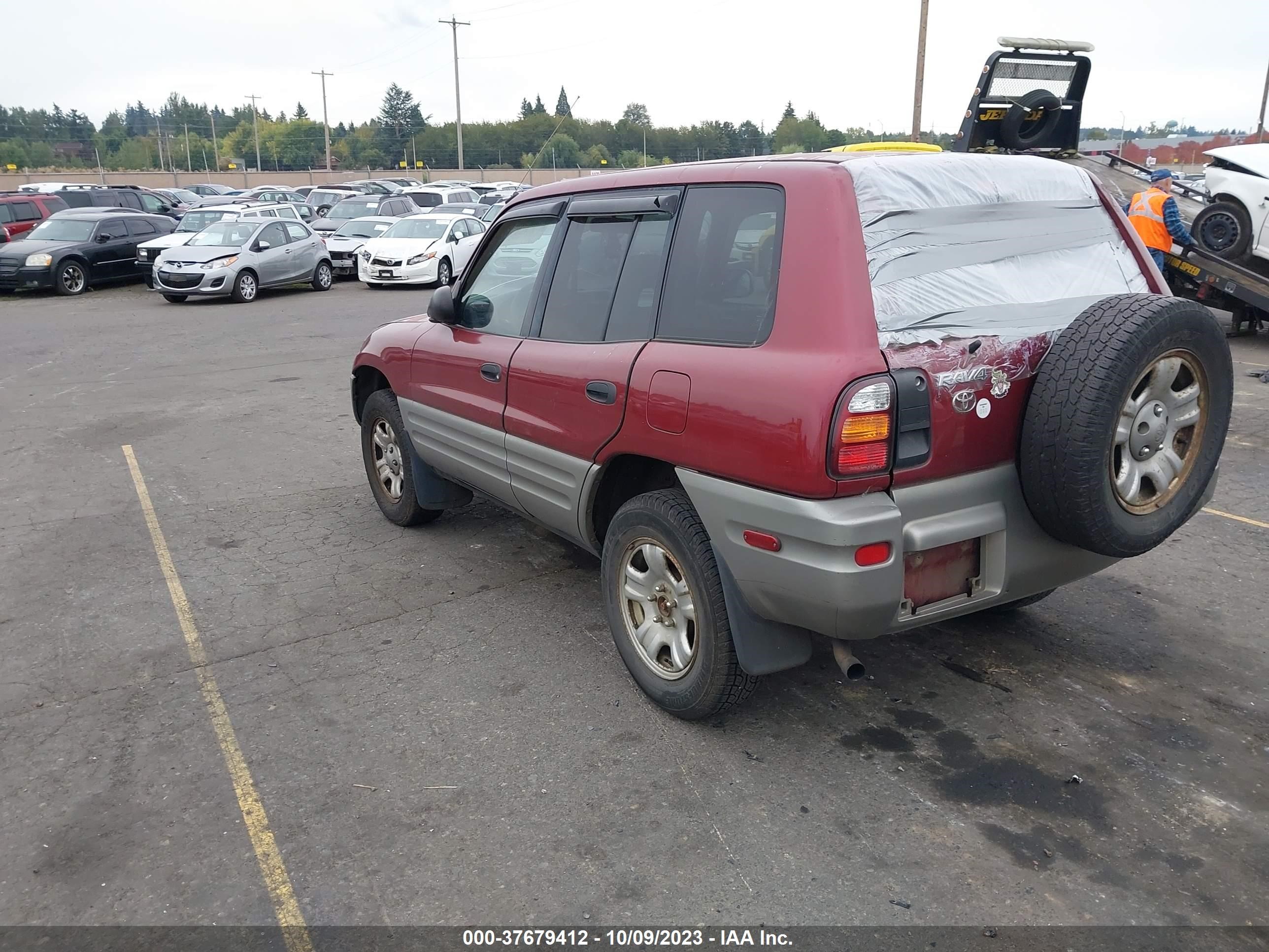 Photo 2 VIN: JT3HP10VXY0243198 - TOYOTA RAV 4 